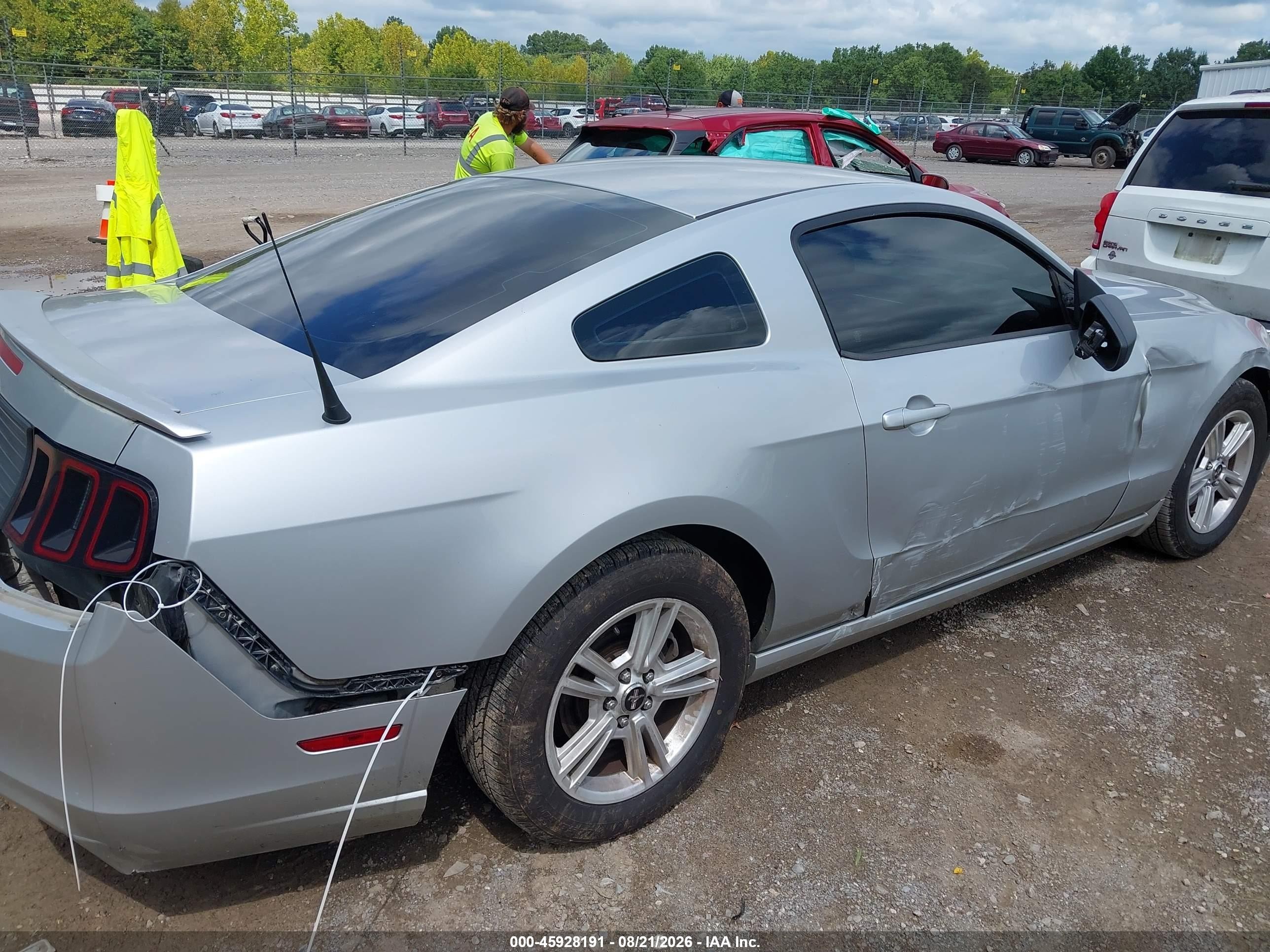 2013 Ford Mustang V6 Silver vin: 1ZVBP8AM2D5270082