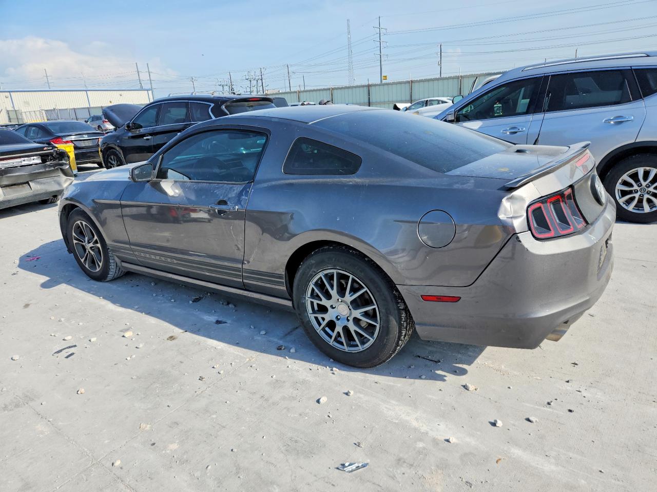 2014 Ford Mustang Gray vin: 1ZVBP8AM2E5201958