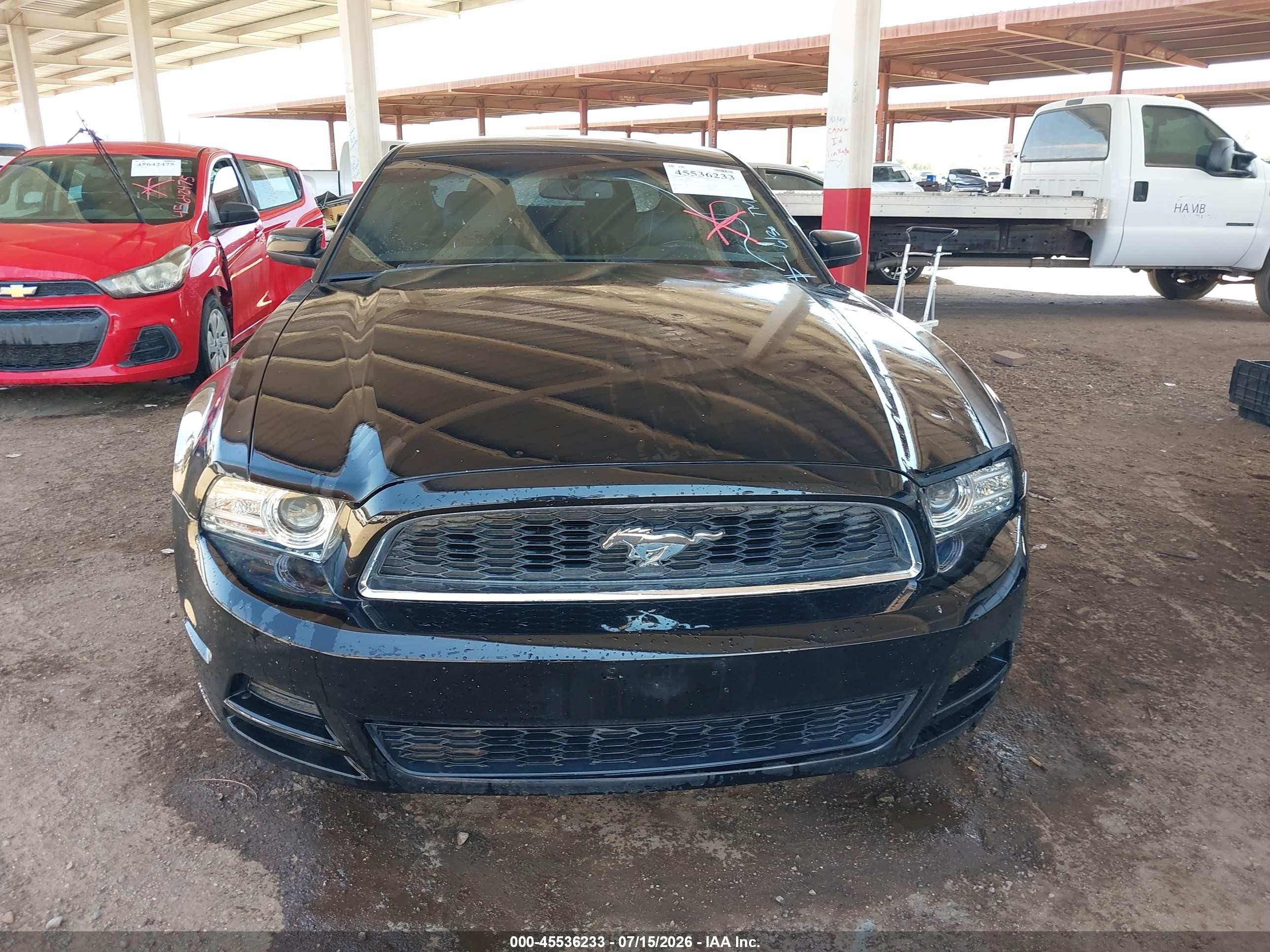2014 Ford Mustang V6 Premium Black vin: 1ZVBP8AM2E5260377