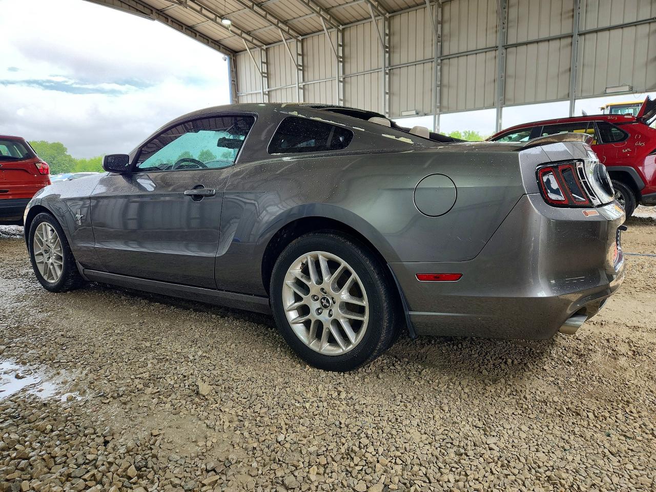 2014 Ford Mustang Gray vin: 1ZVBP8AM2E5288387