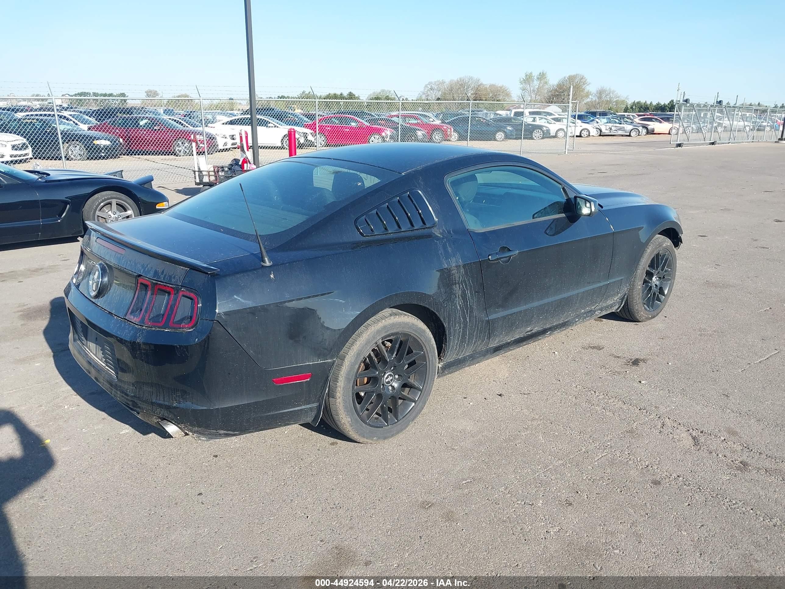 2014 Ford Mustang V6 Black vin: 1ZVBP8AM2E5321369