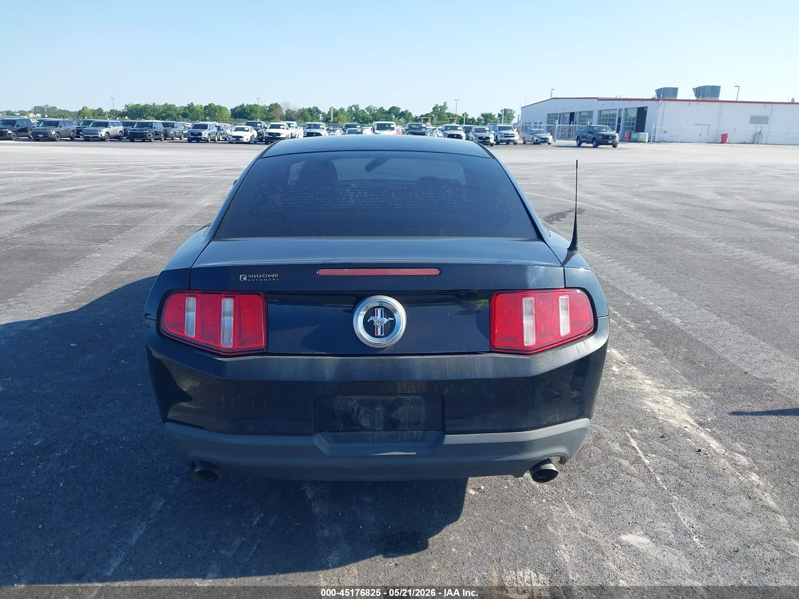 2011 Ford Mustang V6 Black vin: 1ZVBP8AM3B5114744