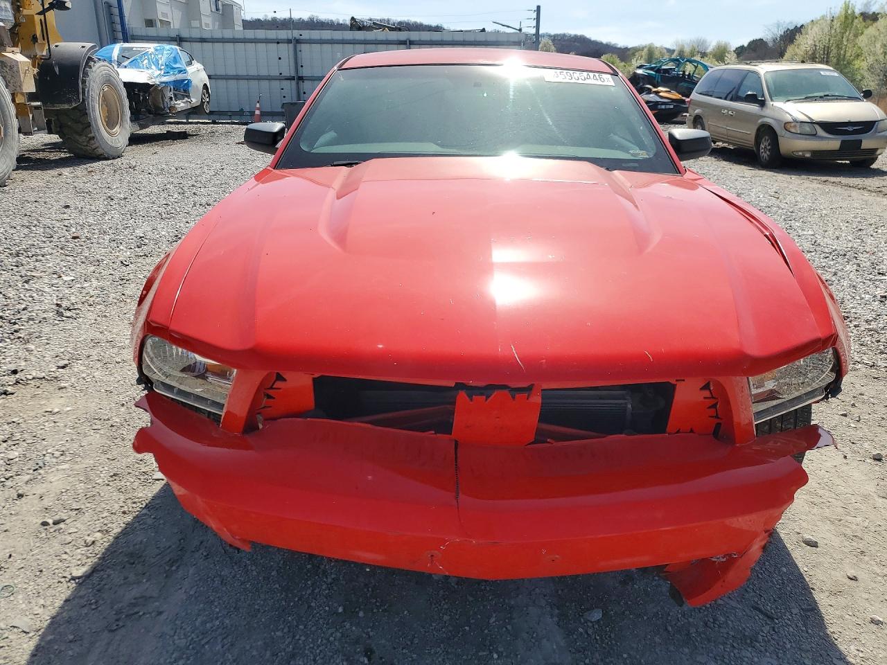 2011 Ford Mustang Red vin: 1ZVBP8AM3B5122410
