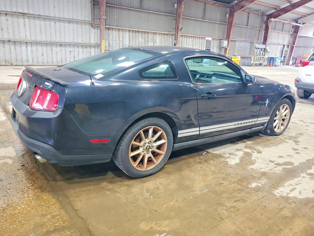 2011 Ford Mustang Black vin: 1ZVBP8AM3B5124139
