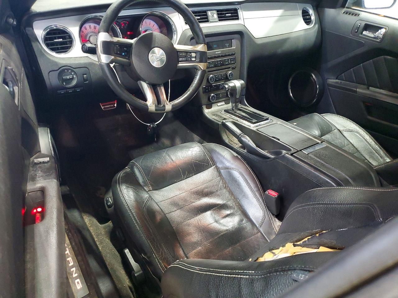 2011 Ford Mustang Black vin: 1ZVBP8AM3B5124139