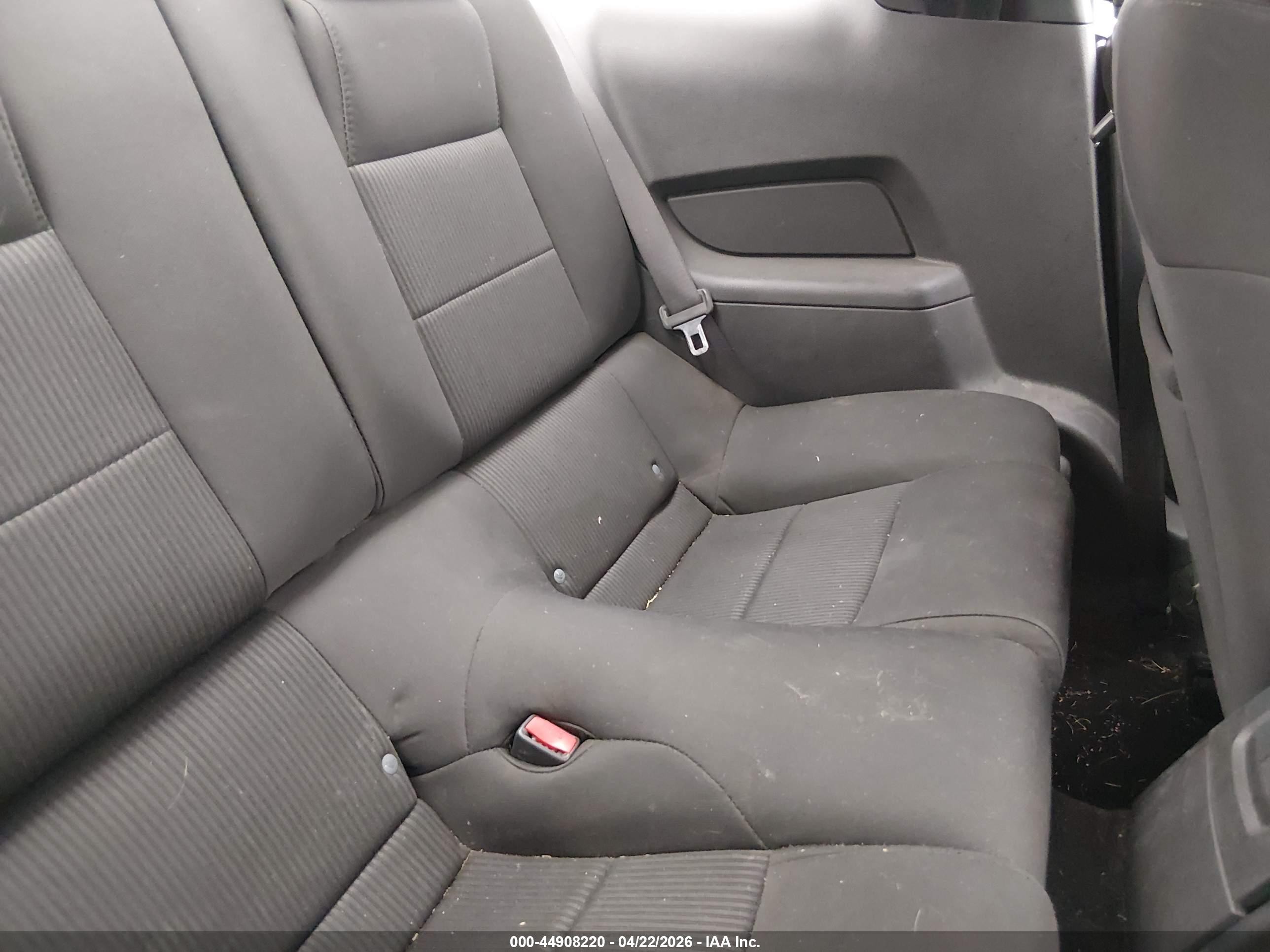 2011 Ford Mustang V6 Red vin: 1ZVBP8AM3B5158839