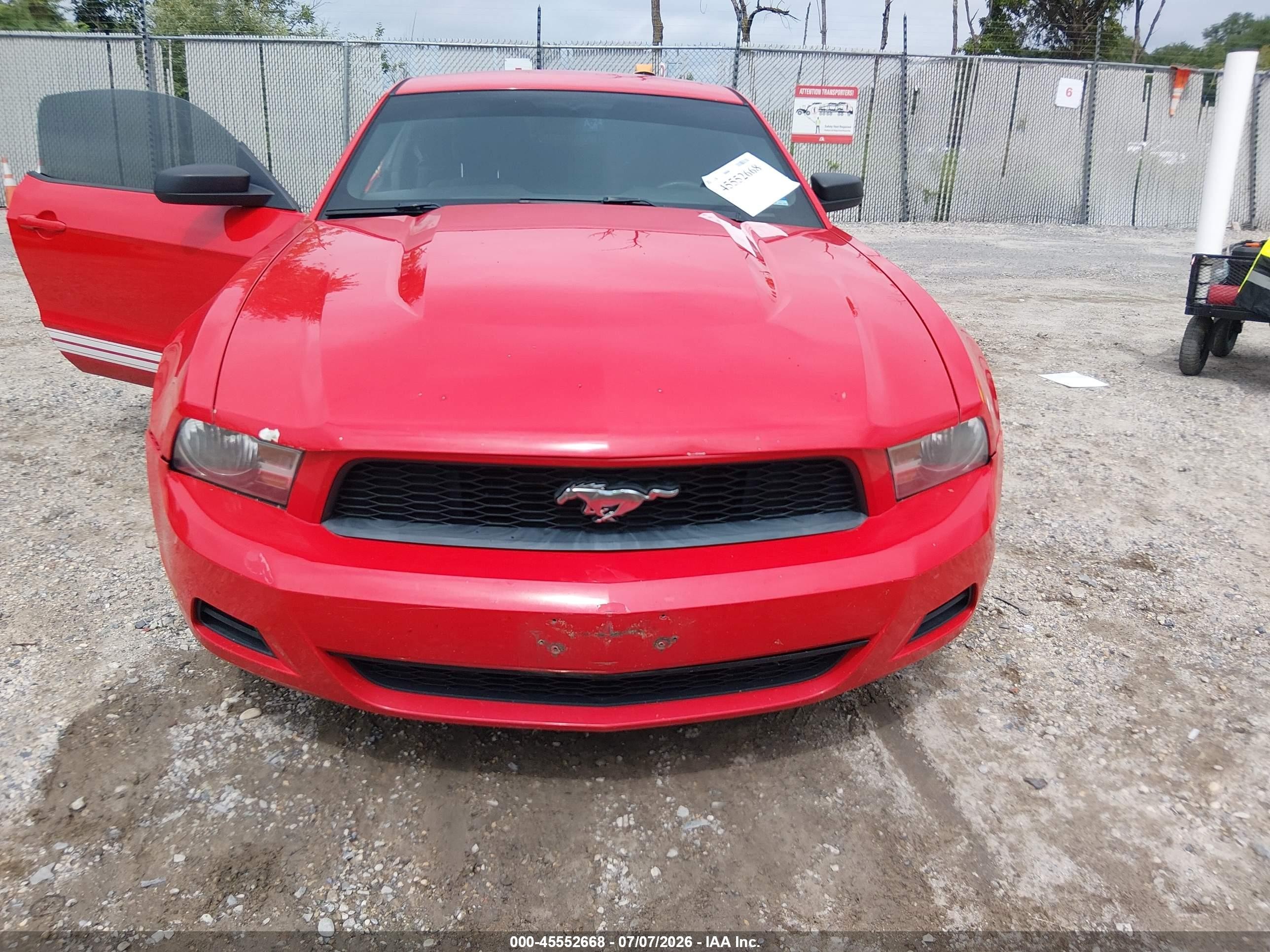 2012 Ford Mustang V6/v6 Premium Red vin: 1ZVBP8AM3C5206244