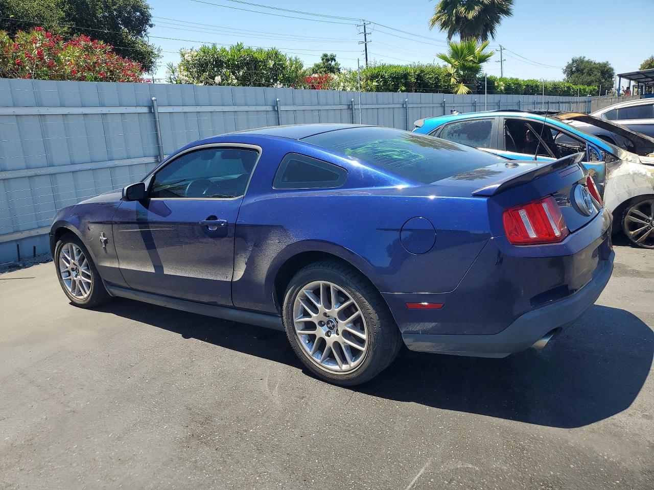 2012 Ford Mustang Blue vin: 1ZVBP8AM3C5210102