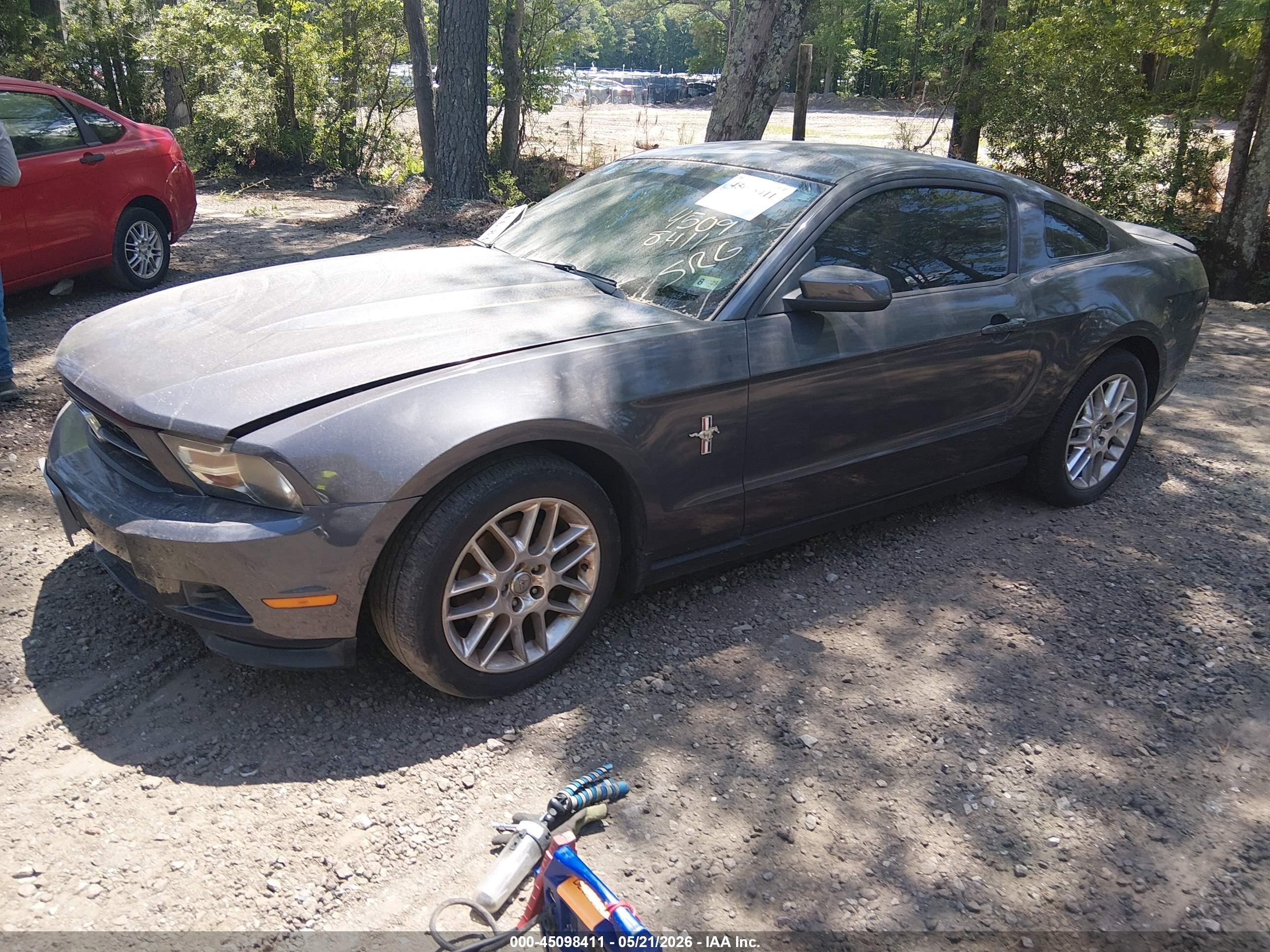 2012 Ford Mustang V6 Premium Black vin: 1ZVBP8AM3C5214019