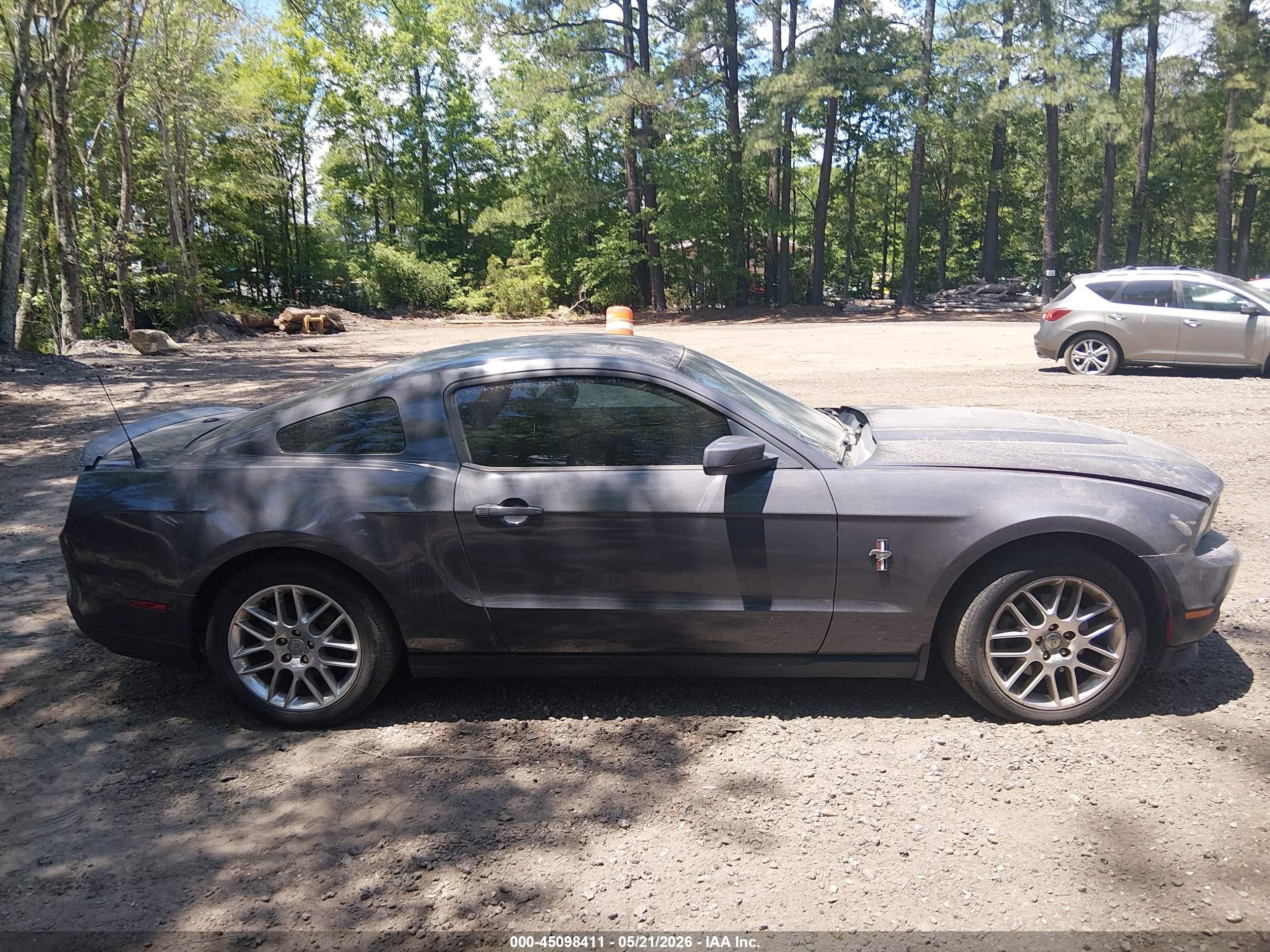 2012 Ford Mustang V6 Premium Black vin: 1ZVBP8AM3C5214019