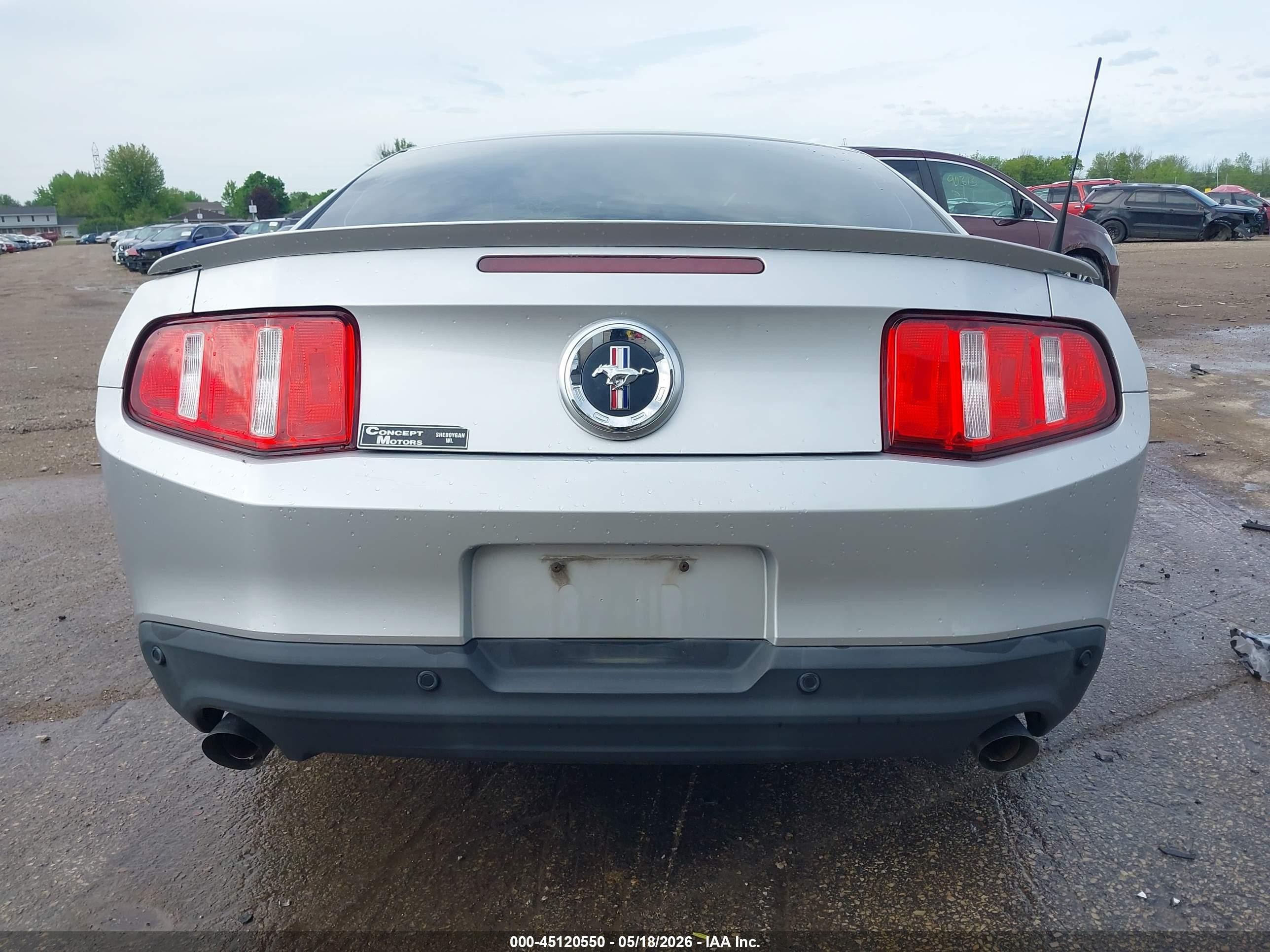 2012 Ford Mustang V6 Premium Silver vin: 1ZVBP8AM3C5261633