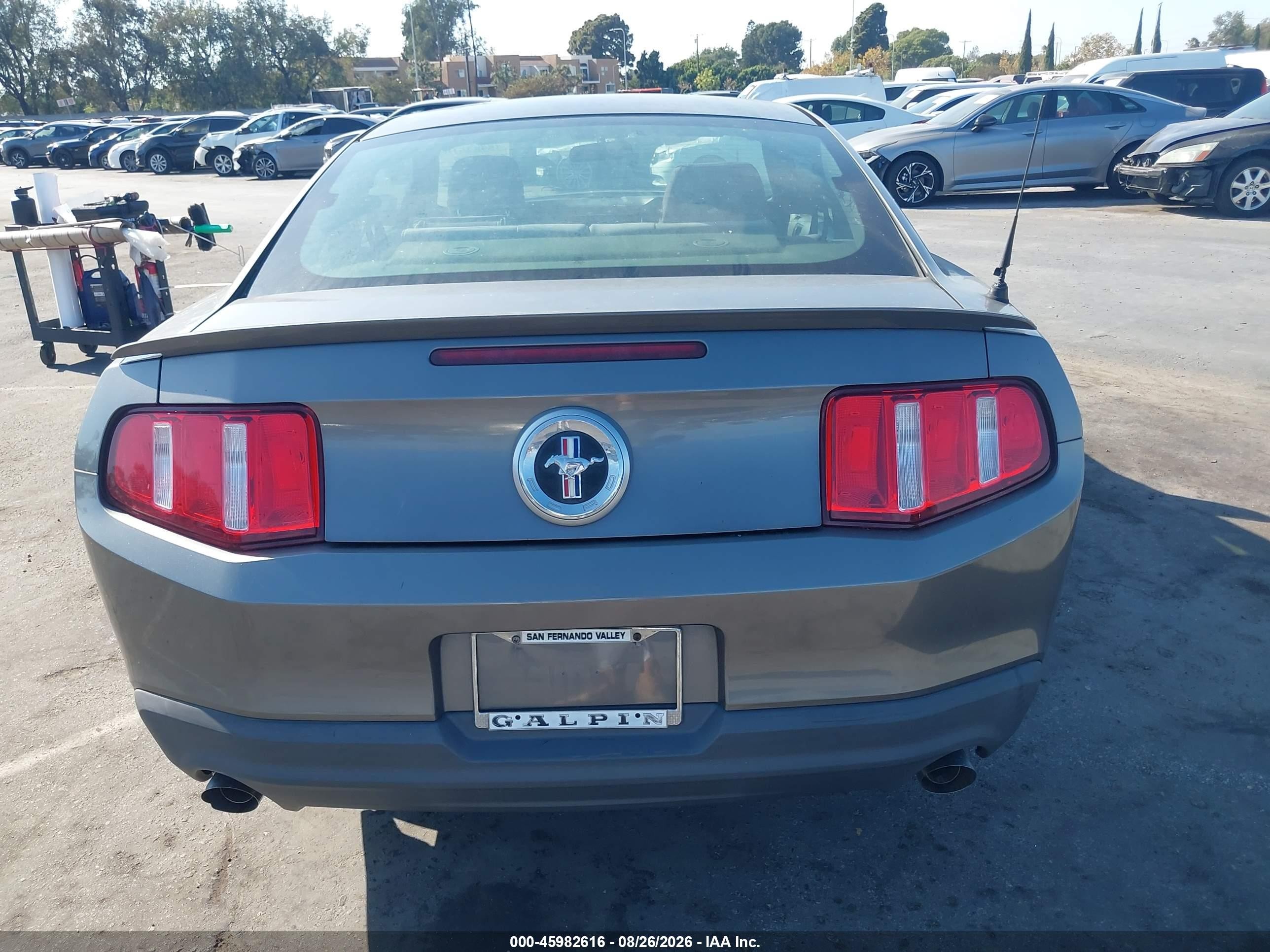 2012 Ford Mustang V6 Gray vin: 1ZVBP8AM3C5270154