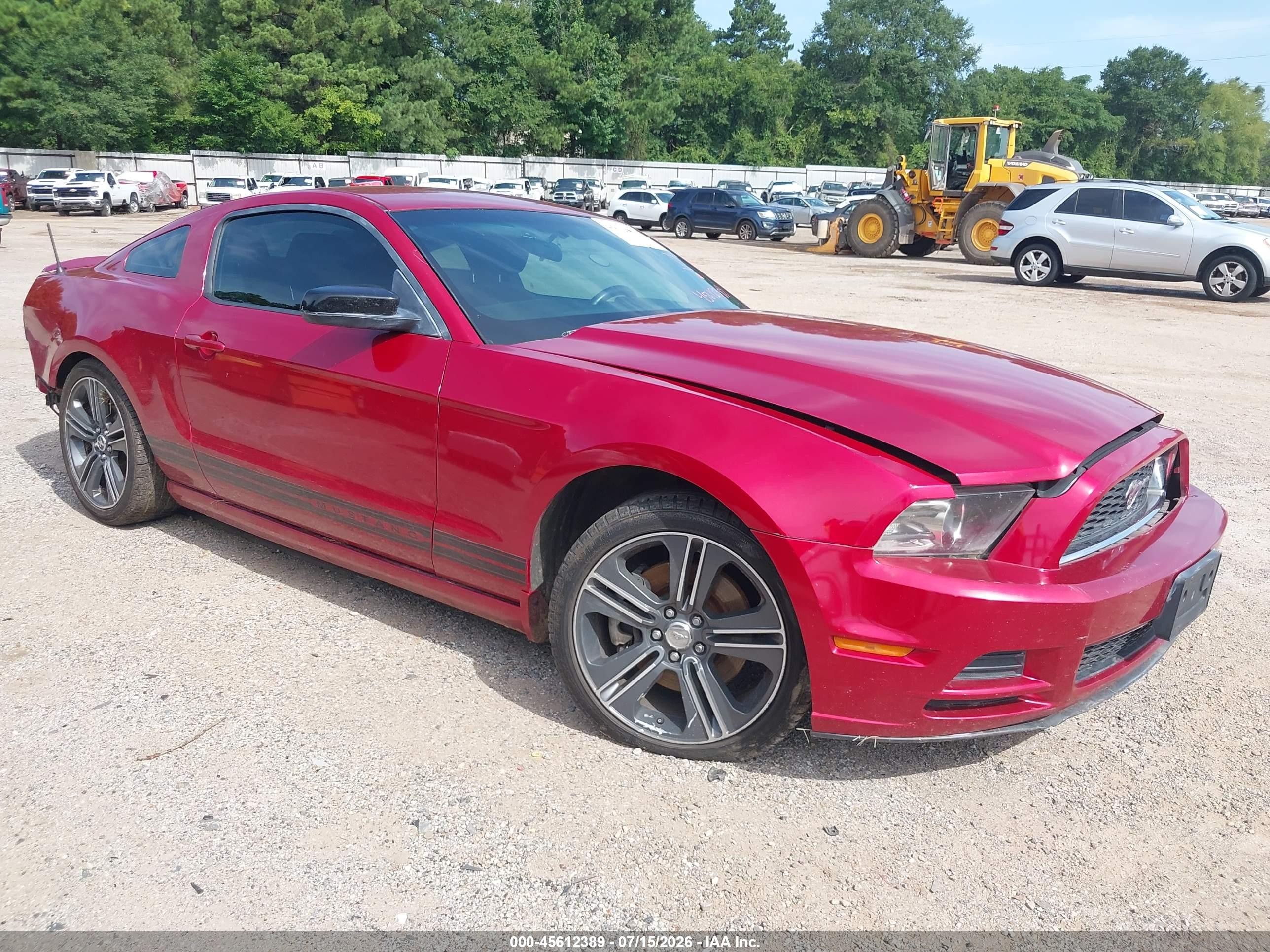 2013 Ford Mustang V6 Красный vin: 1ZVBP8AM3D5211686
