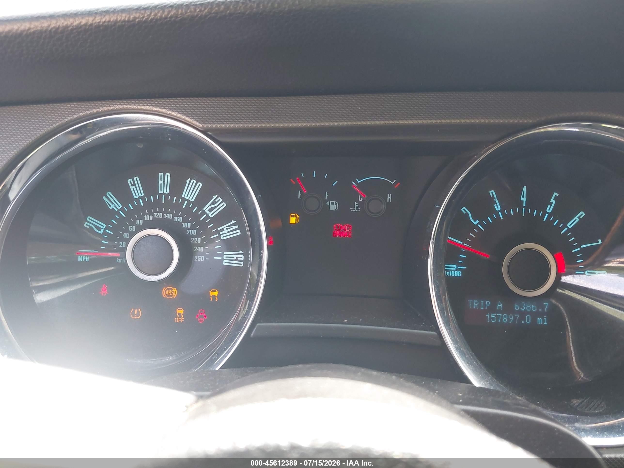 2013 Ford Mustang V6 Красный vin: 1ZVBP8AM3D5211686