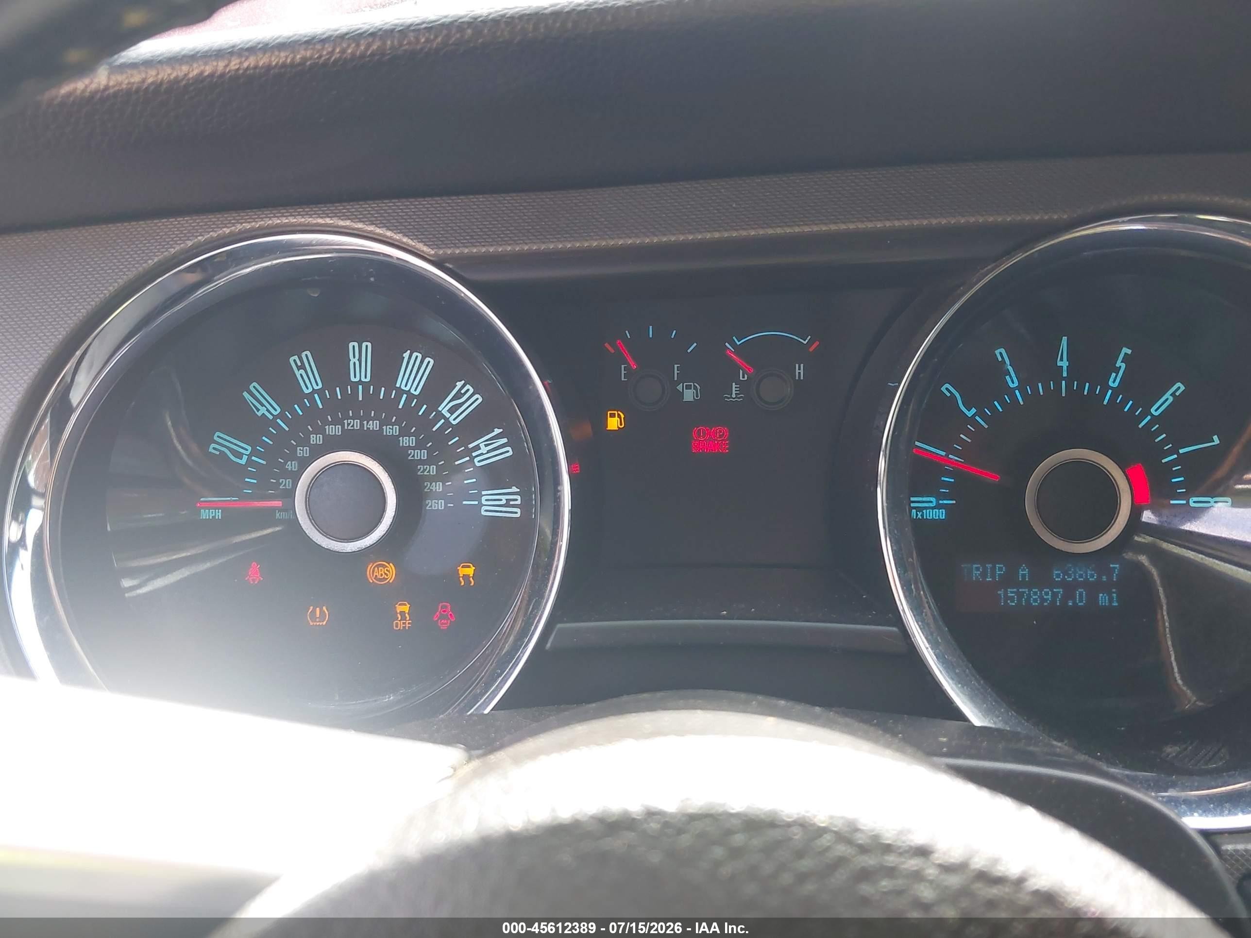 2013 Ford Mustang V6 Красный vin: 1ZVBP8AM3D5211686