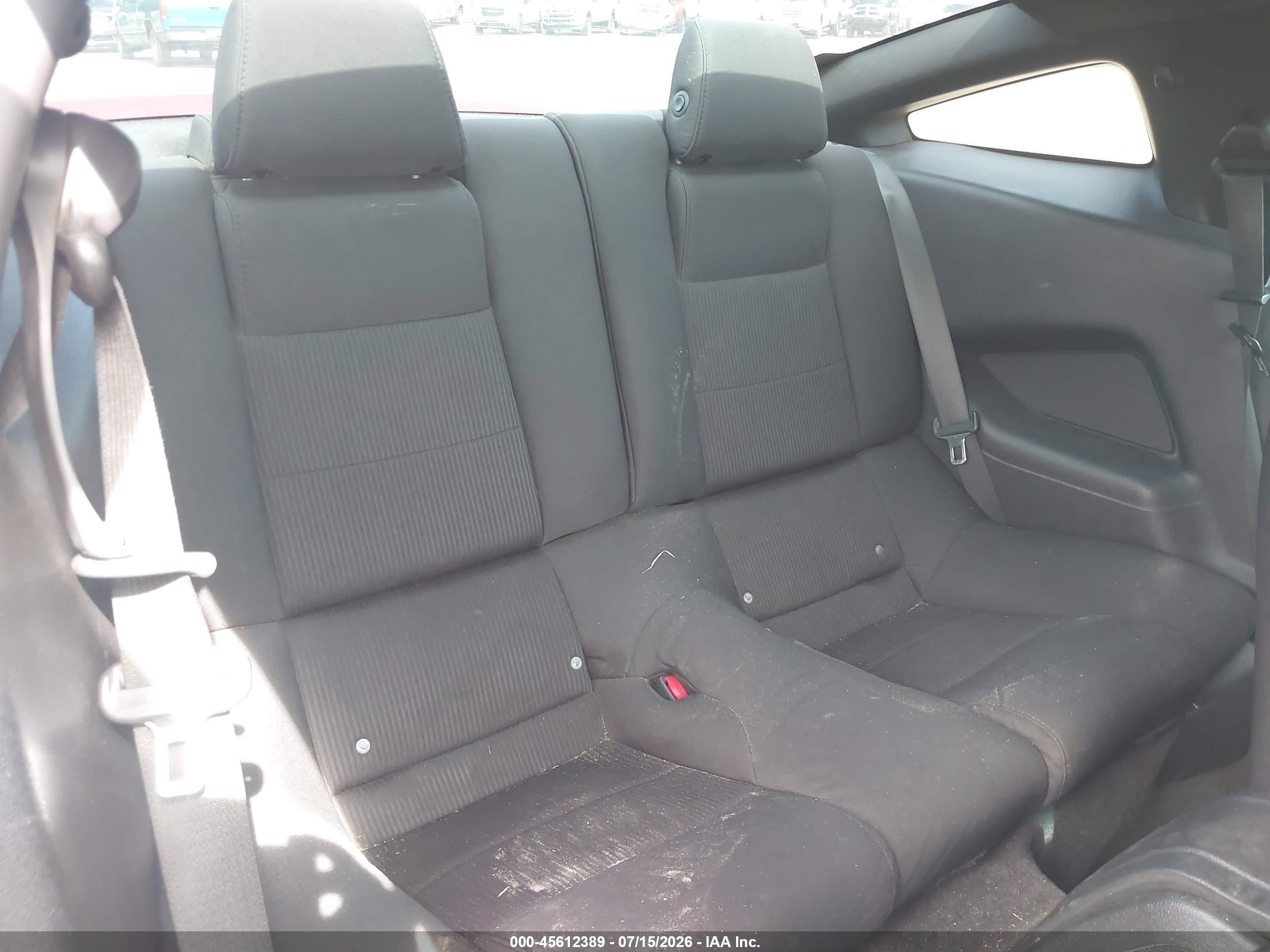 2013 Ford Mustang V6 Красный vin: 1ZVBP8AM3D5211686