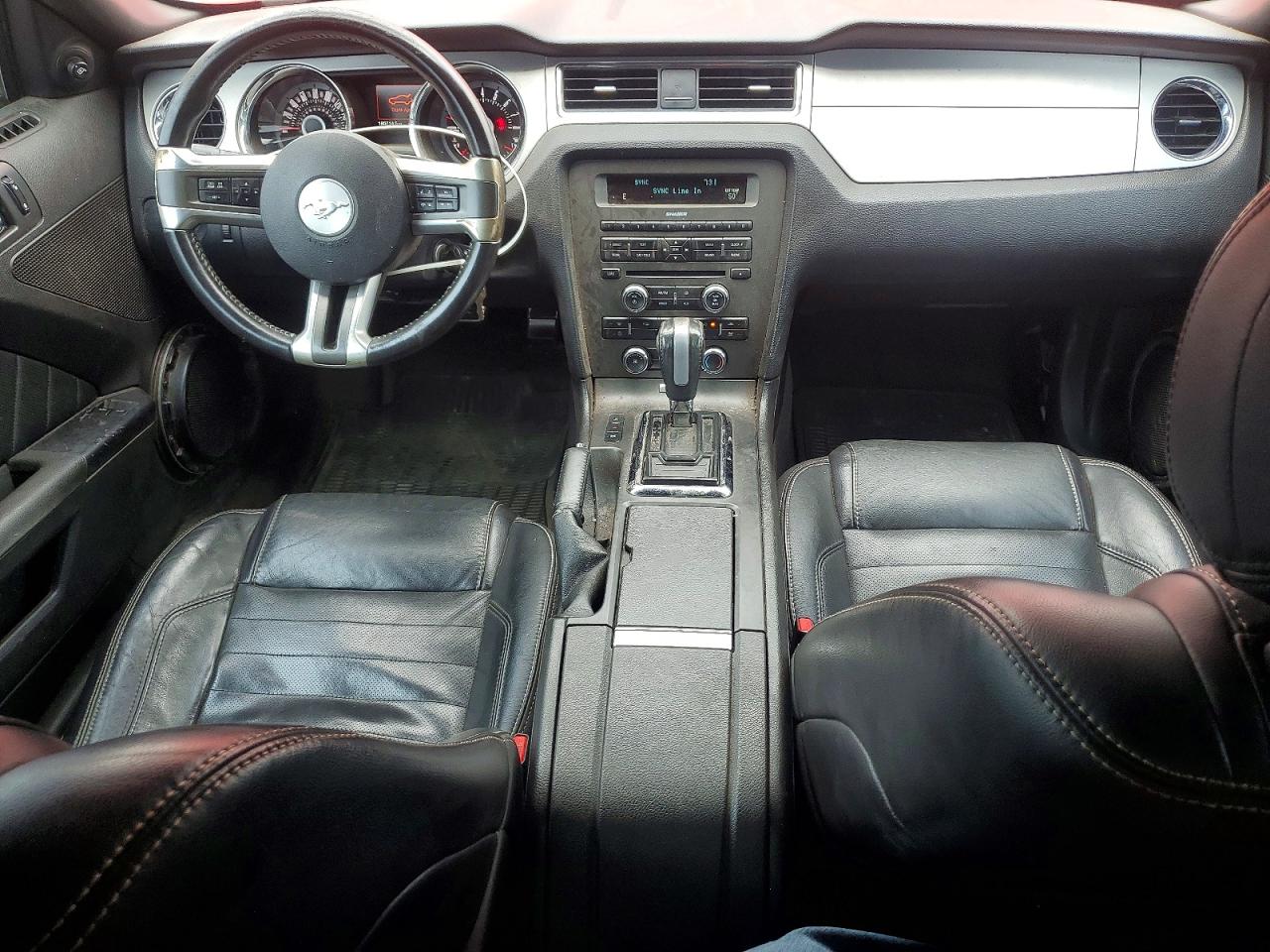 2013 Ford Mustang Red vin: 1ZVBP8AM3D5239567