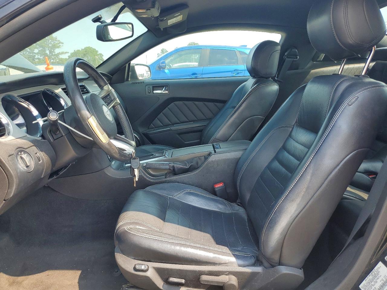 2013 Ford Mustang Black vin: 1ZVBP8AM3D5252996