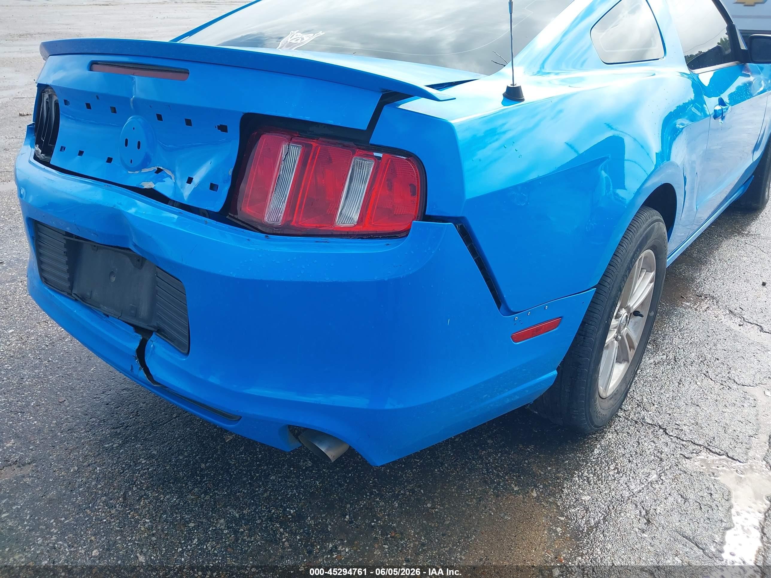 2013 Ford Mustang V6 Blue vin: 1ZVBP8AM3D5258992