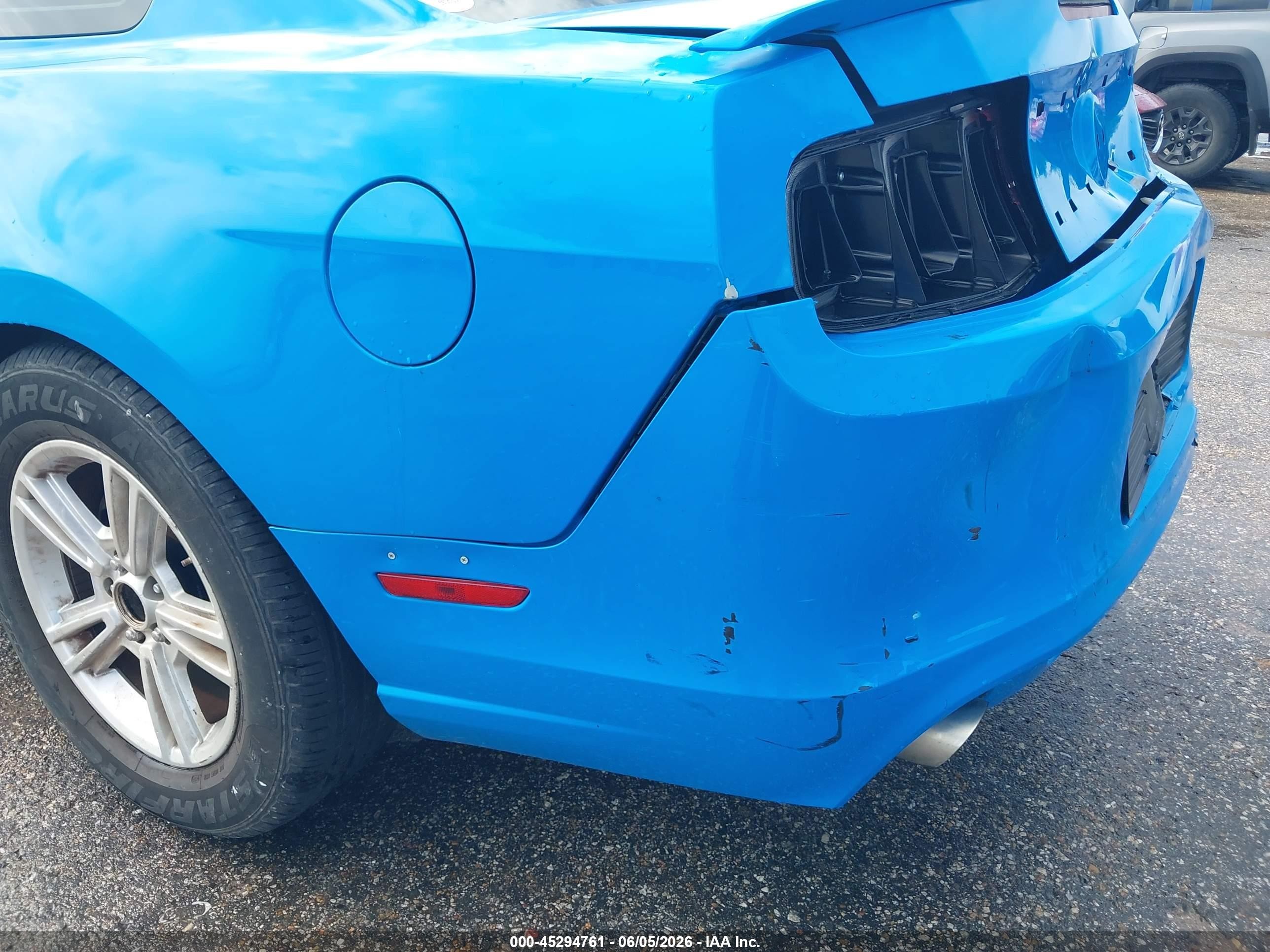 2013 Ford Mustang V6 Blue vin: 1ZVBP8AM3D5258992
