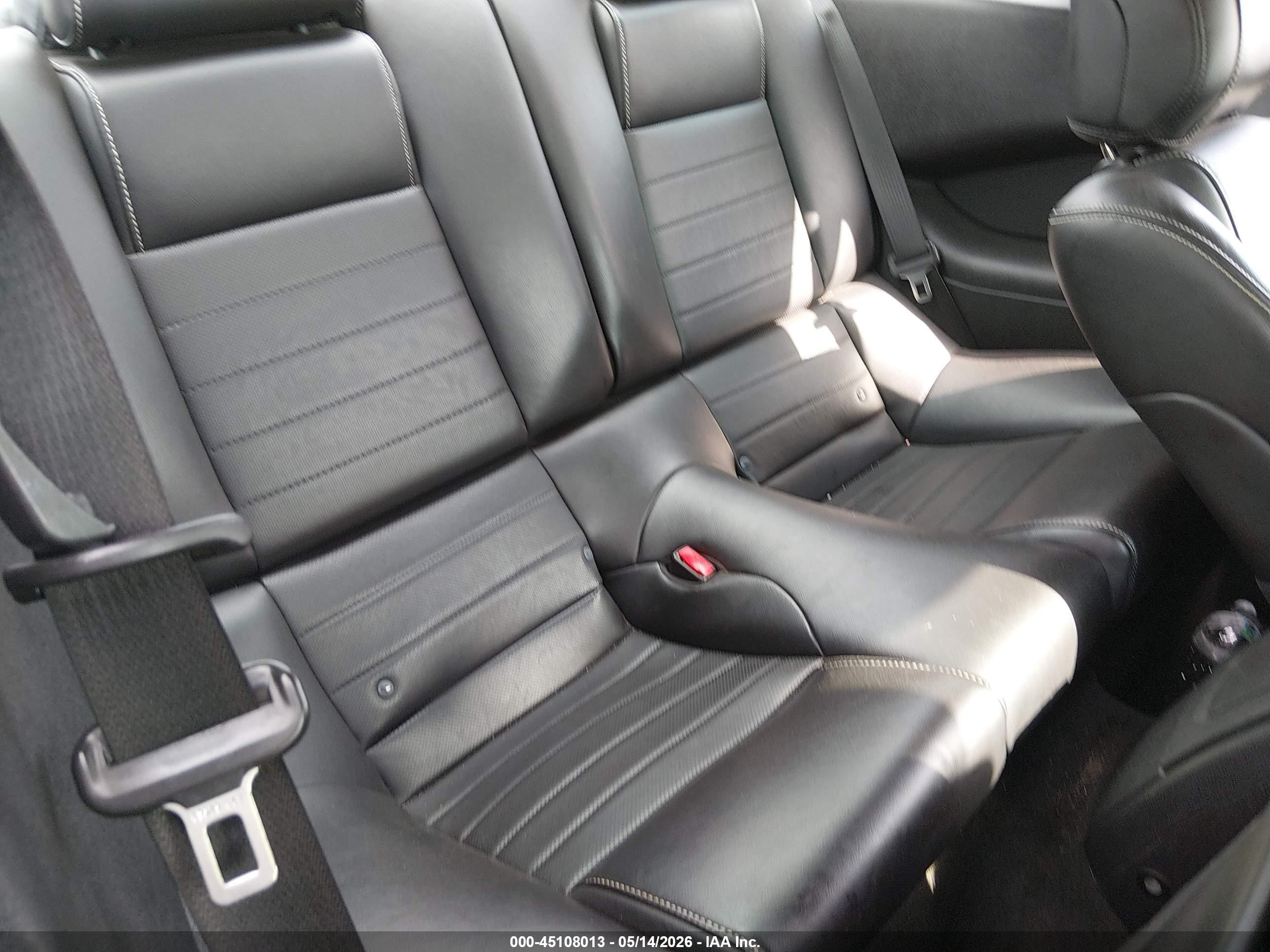2013 Ford Mustang V6 Premium Синий vin: 1ZVBP8AM3D5261746
