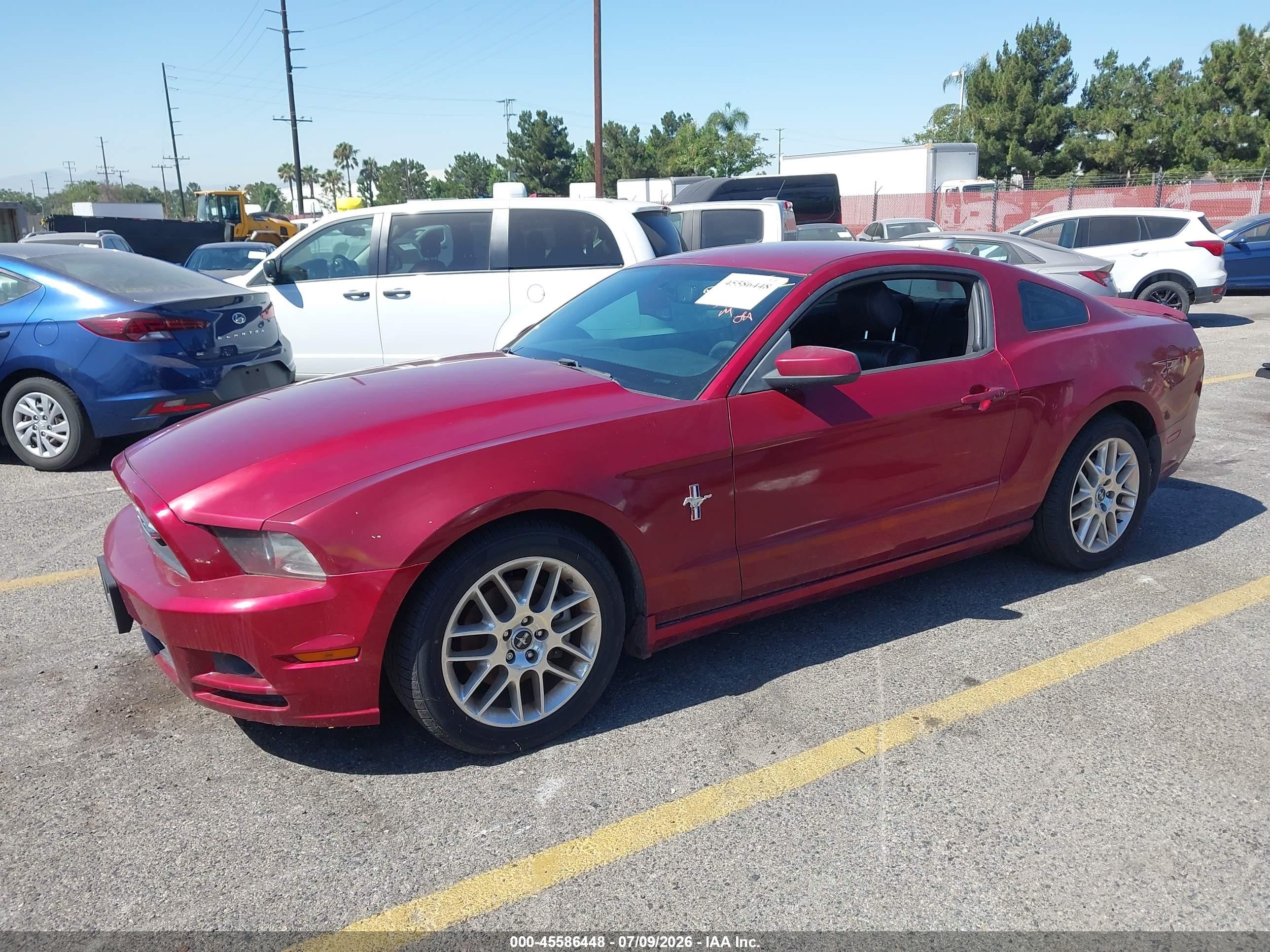 2014 Ford Mustang V6 Premium Maroon vin: 1ZVBP8AM3E5205162