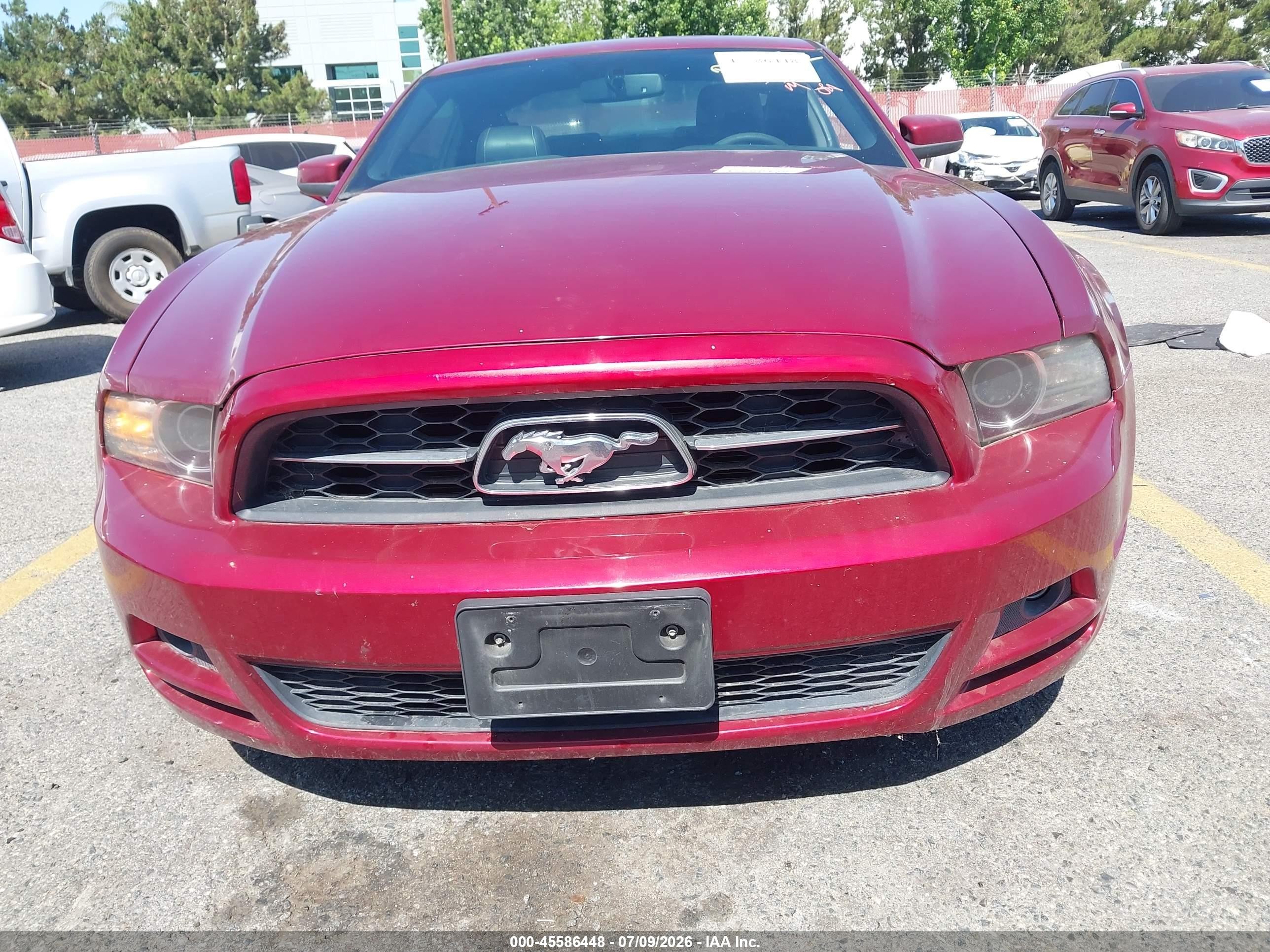 2014 Ford Mustang V6 Premium Maroon vin: 1ZVBP8AM3E5205162