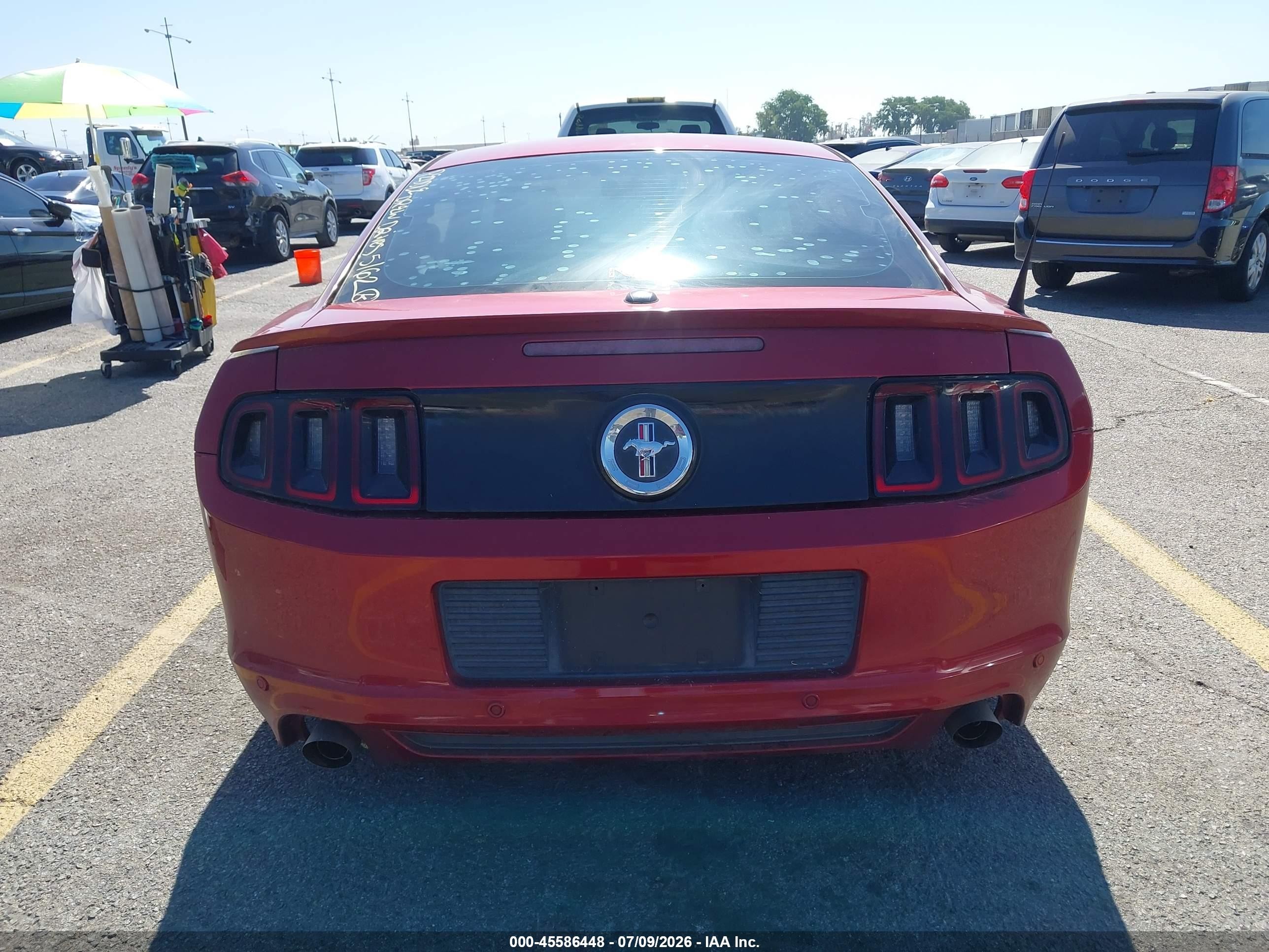 2014 Ford Mustang V6 Premium Maroon vin: 1ZVBP8AM3E5205162