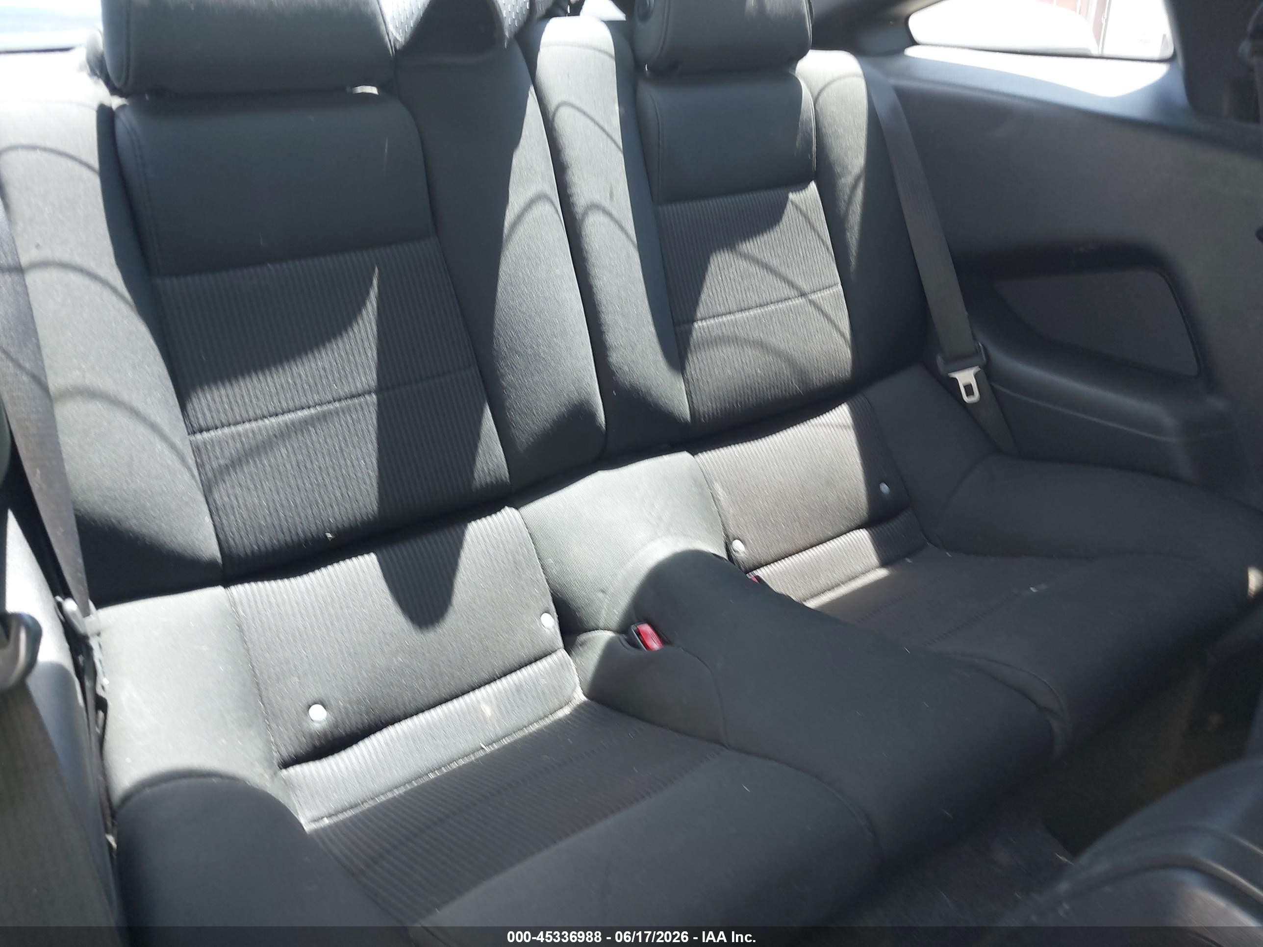 2014 Ford Mustang V6 White vin: 1ZVBP8AM3E5228781