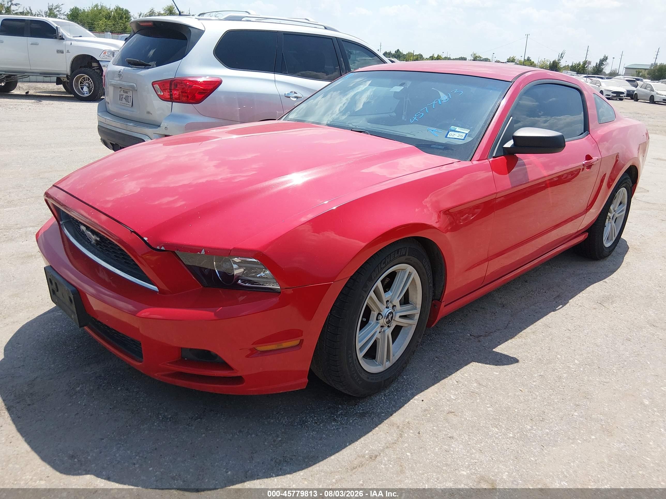 2014 Ford Mustang V6 Red vin: 1ZVBP8AM3E5249825