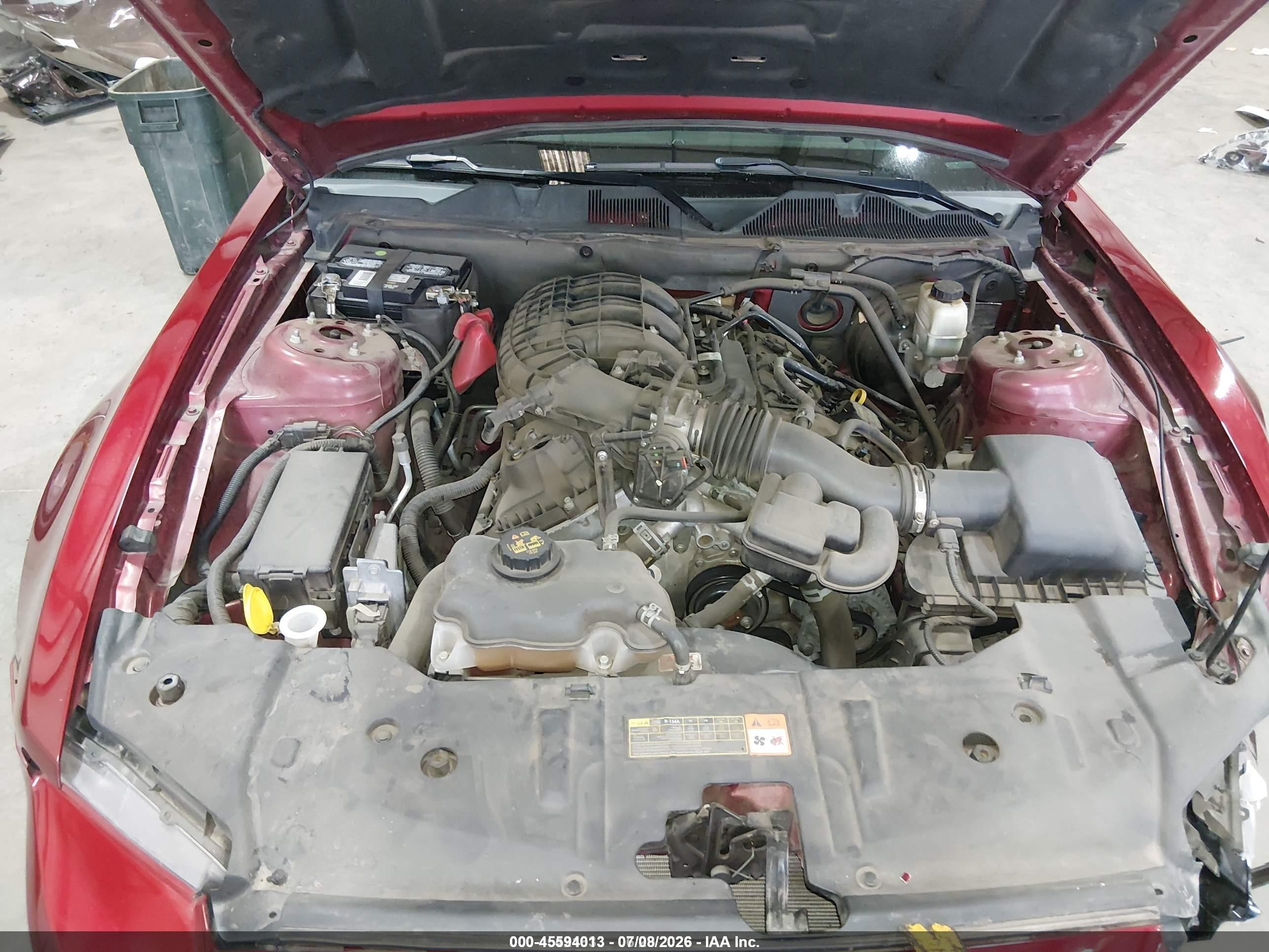 2014 Ford Mustang V6/v6 Premium Красный vin: 1ZVBP8AM3E5252899