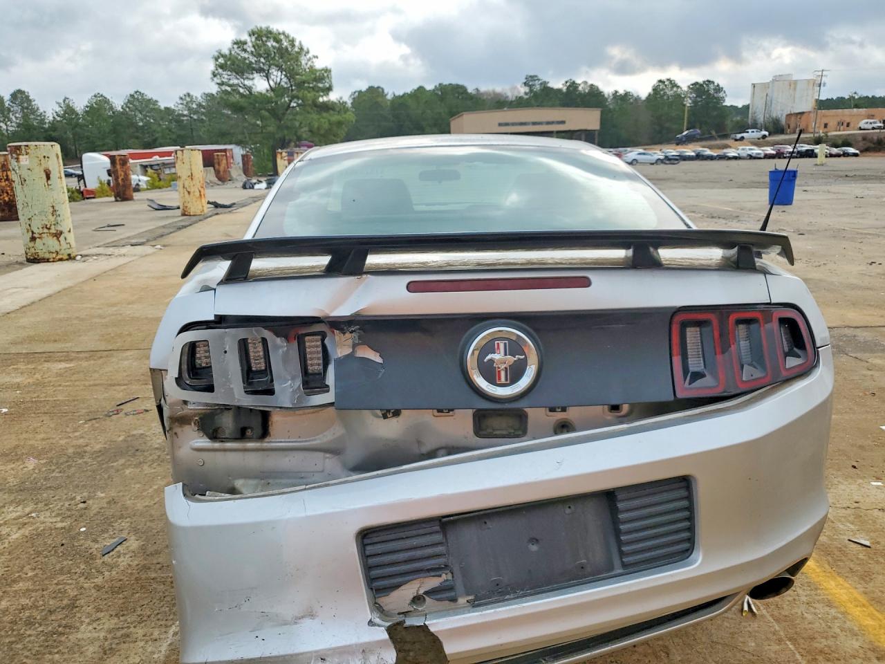 2014 Ford Mustang Silver vin: 1ZVBP8AM3E5258864