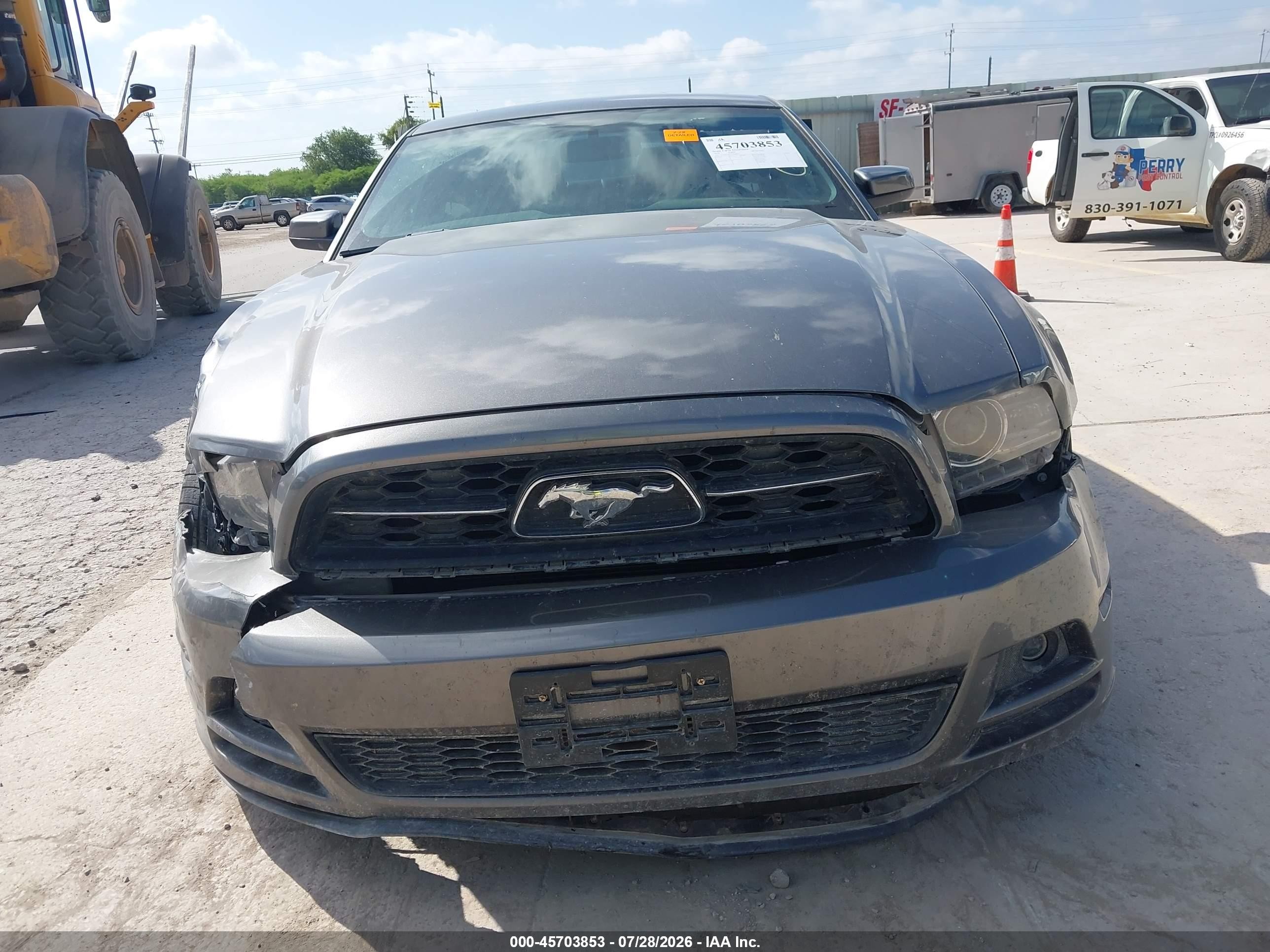 2014 Ford Mustang V6 Premium Gray vin: 1ZVBP8AM3E5290391