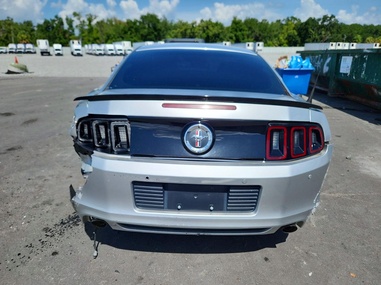2014 Ford Mustang Silver vin: 1ZVBP8AM3E5298037