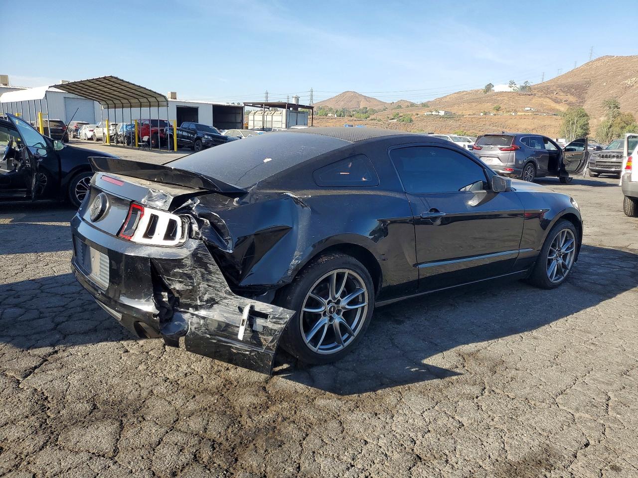2014 Ford Mustang Black vin: 1ZVBP8AM3E5304239