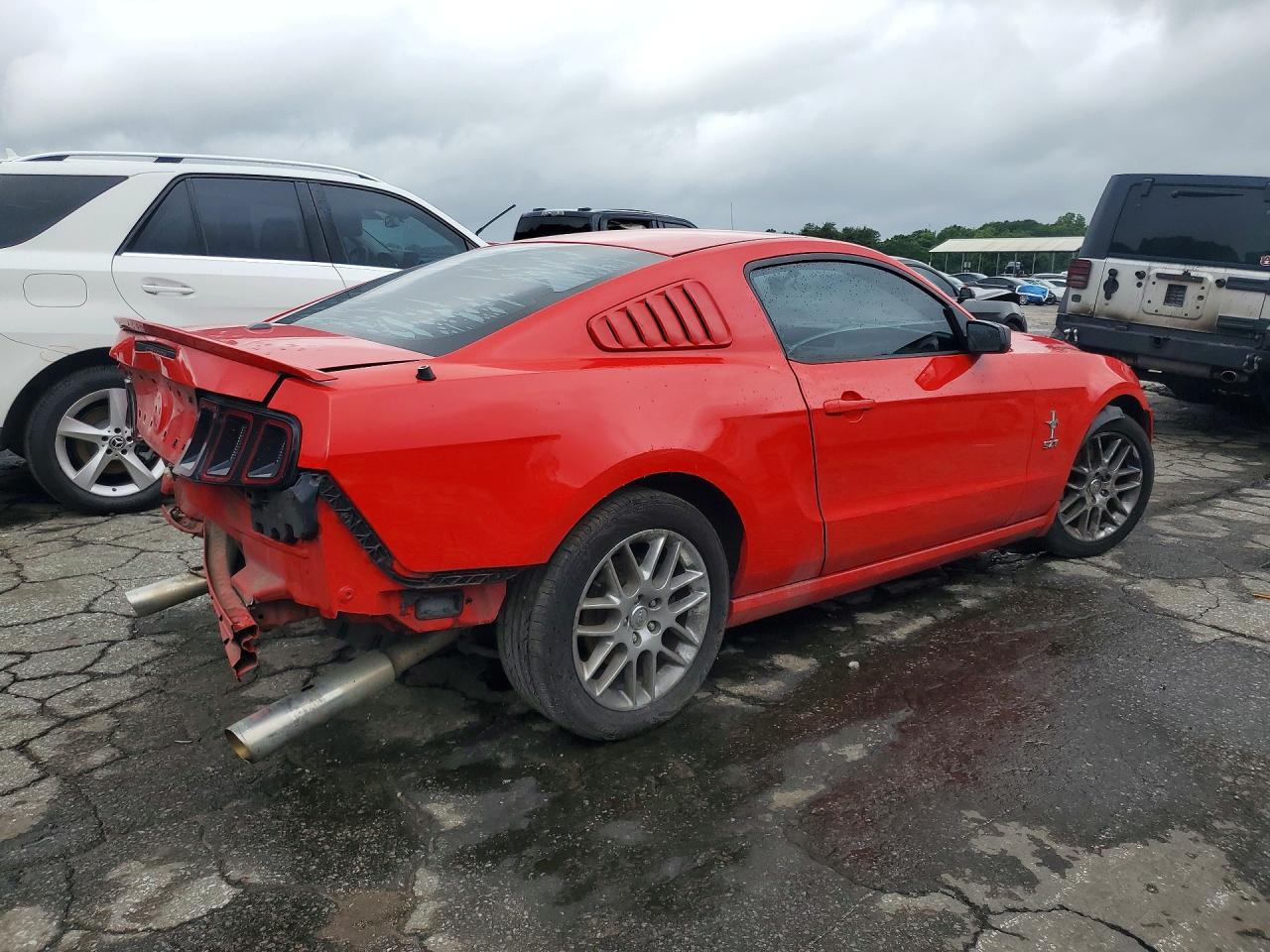 2014 Ford Mustang Red vin: 1ZVBP8AM3E5305567