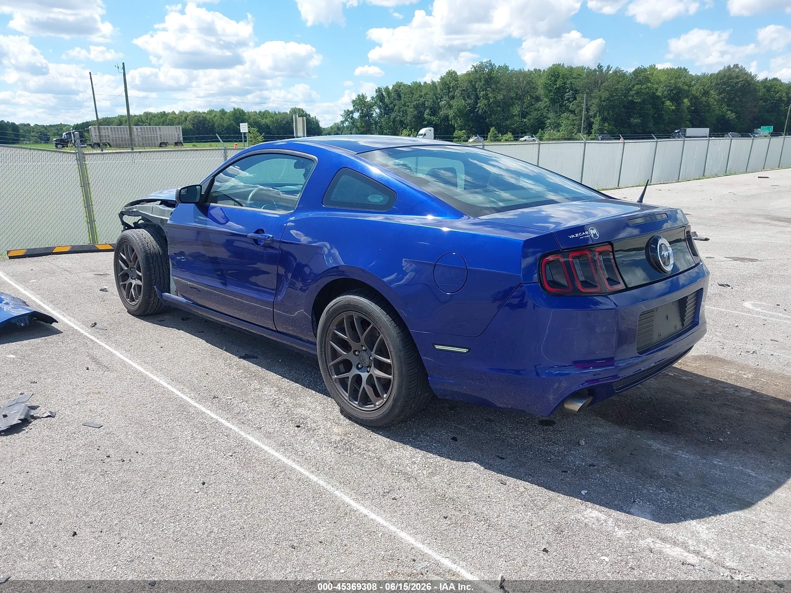 2014 Ford Mustang V6 Blue vin: 1ZVBP8AM3E5325883