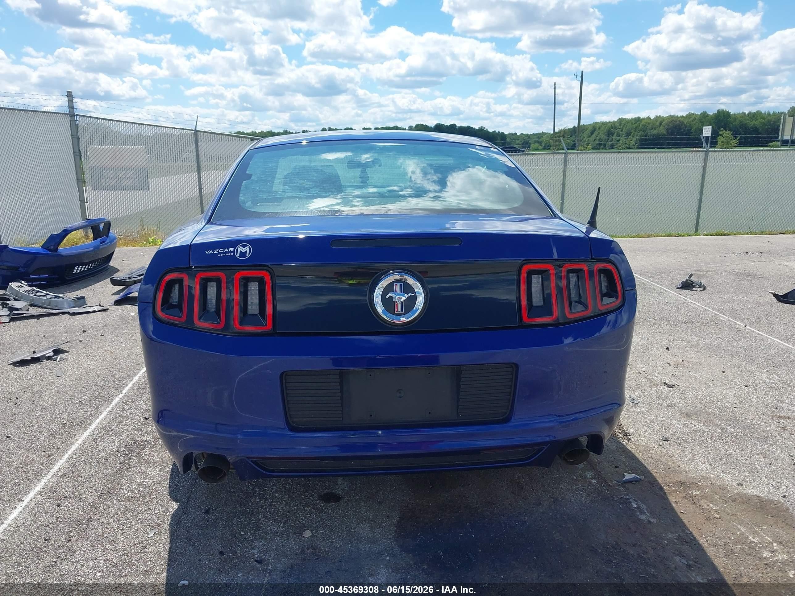2014 Ford Mustang V6 Blue vin: 1ZVBP8AM3E5325883