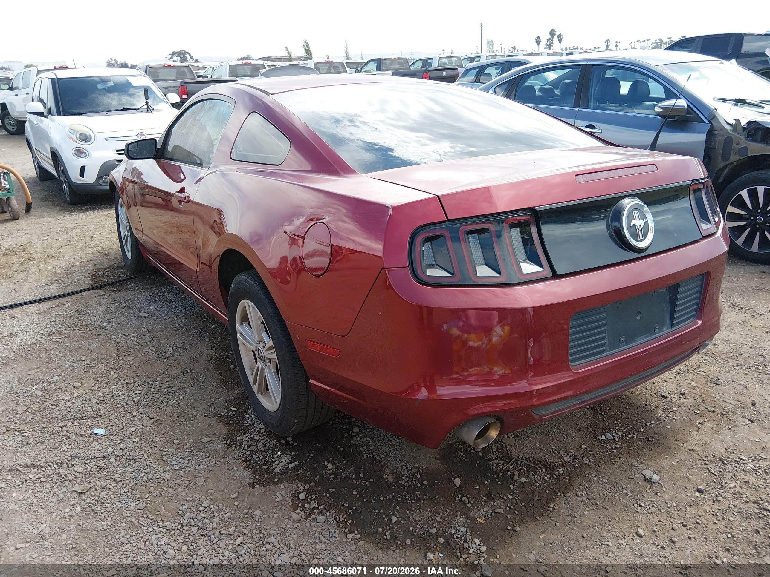 2014 Ford Mustang V6 Burgundy vin: 1ZVBP8AM3E5327794