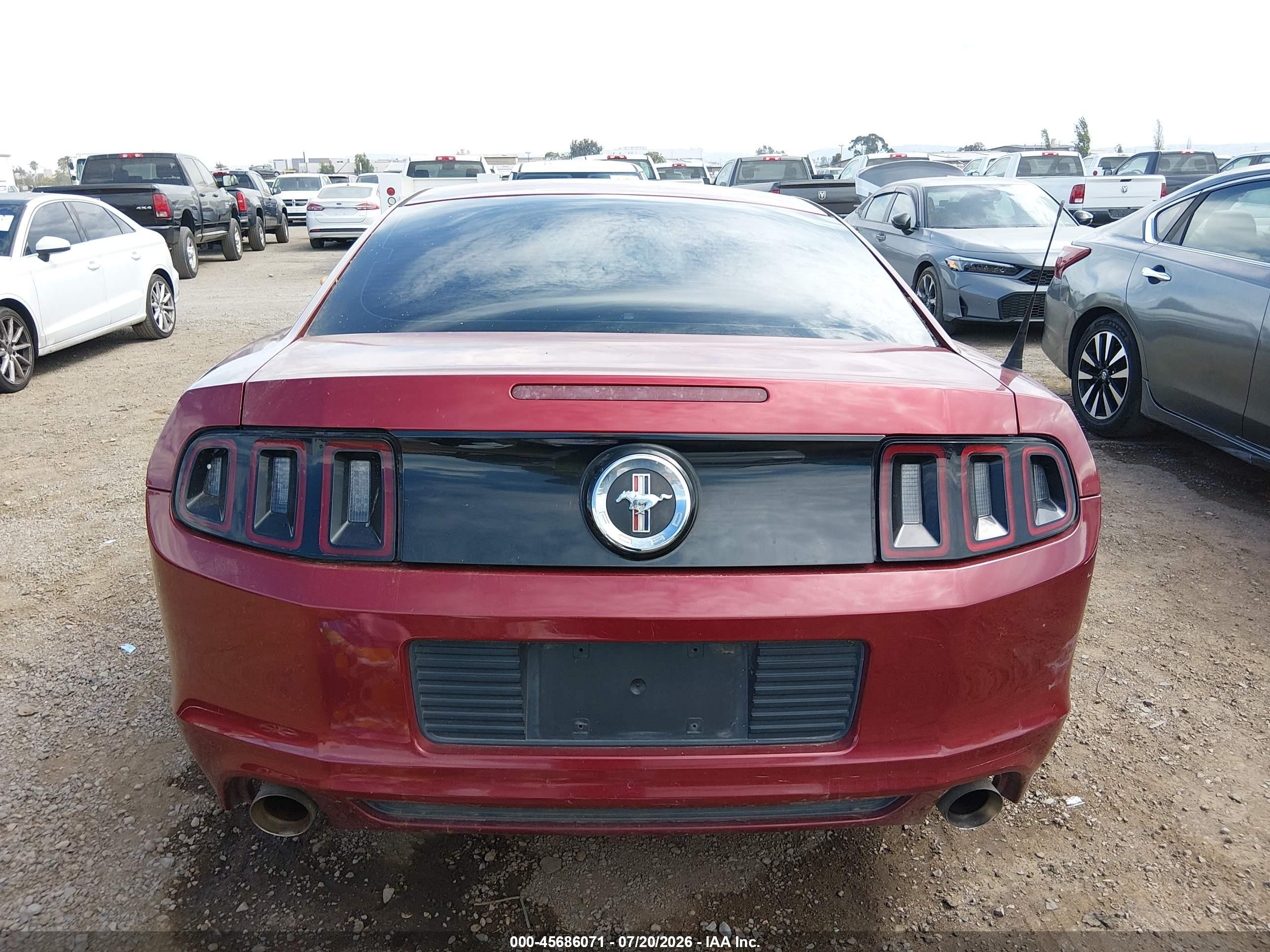 2014 Ford Mustang V6 Burgundy vin: 1ZVBP8AM3E5327794