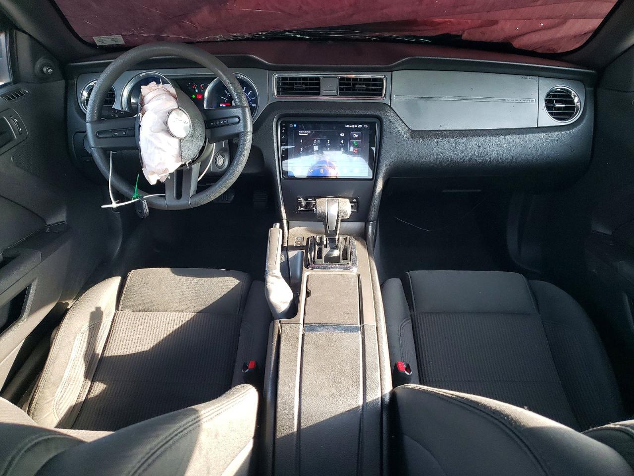2011 Ford Mustang Base Красный vin: 1ZVBP8AM4B5123792