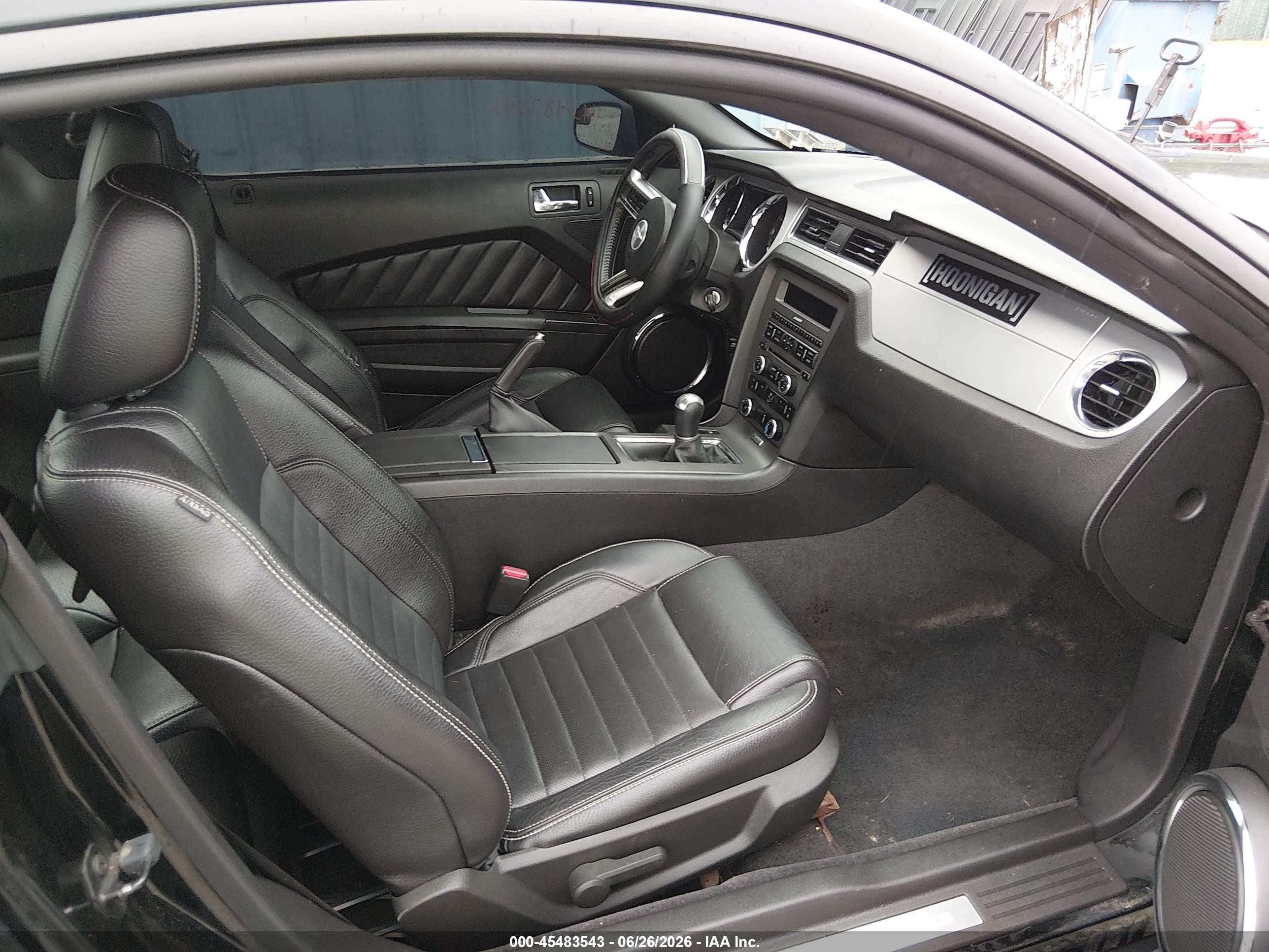 2011 Ford Mustang V6/v6 Premium Black vin: 1ZVBP8AM4B5150992