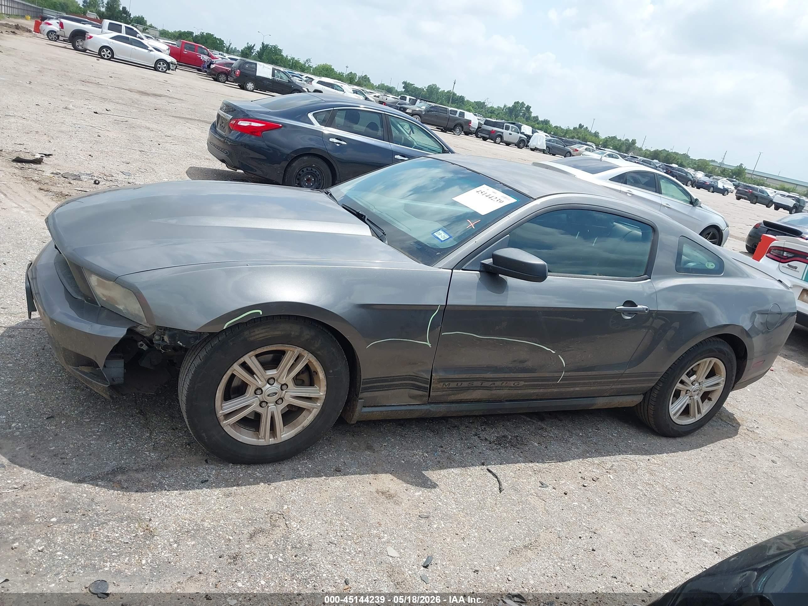 2011 Ford Mustang V6 Gray vin: 1ZVBP8AM4B5157327
