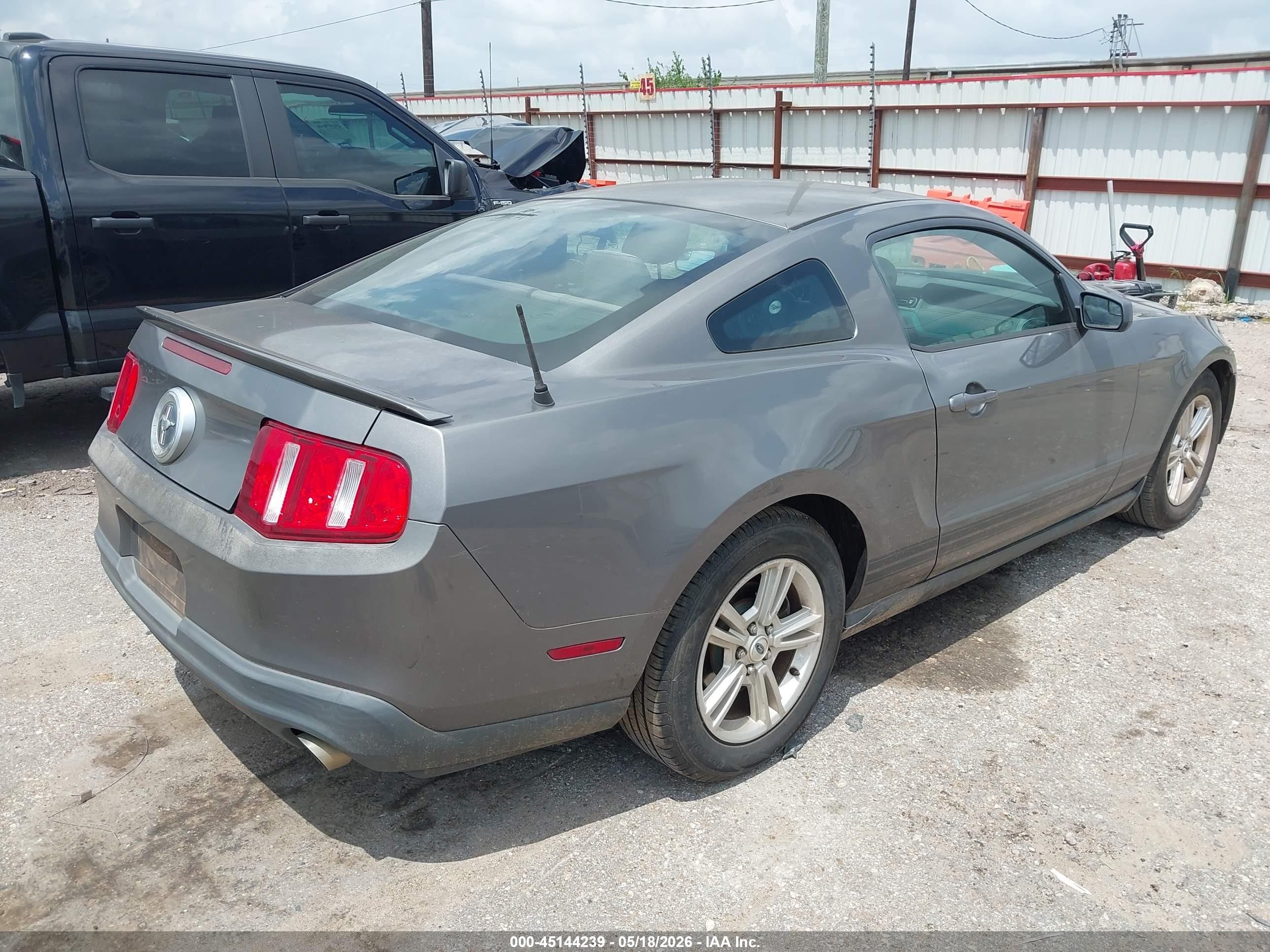 2011 Ford Mustang V6 Gray vin: 1ZVBP8AM4B5157327