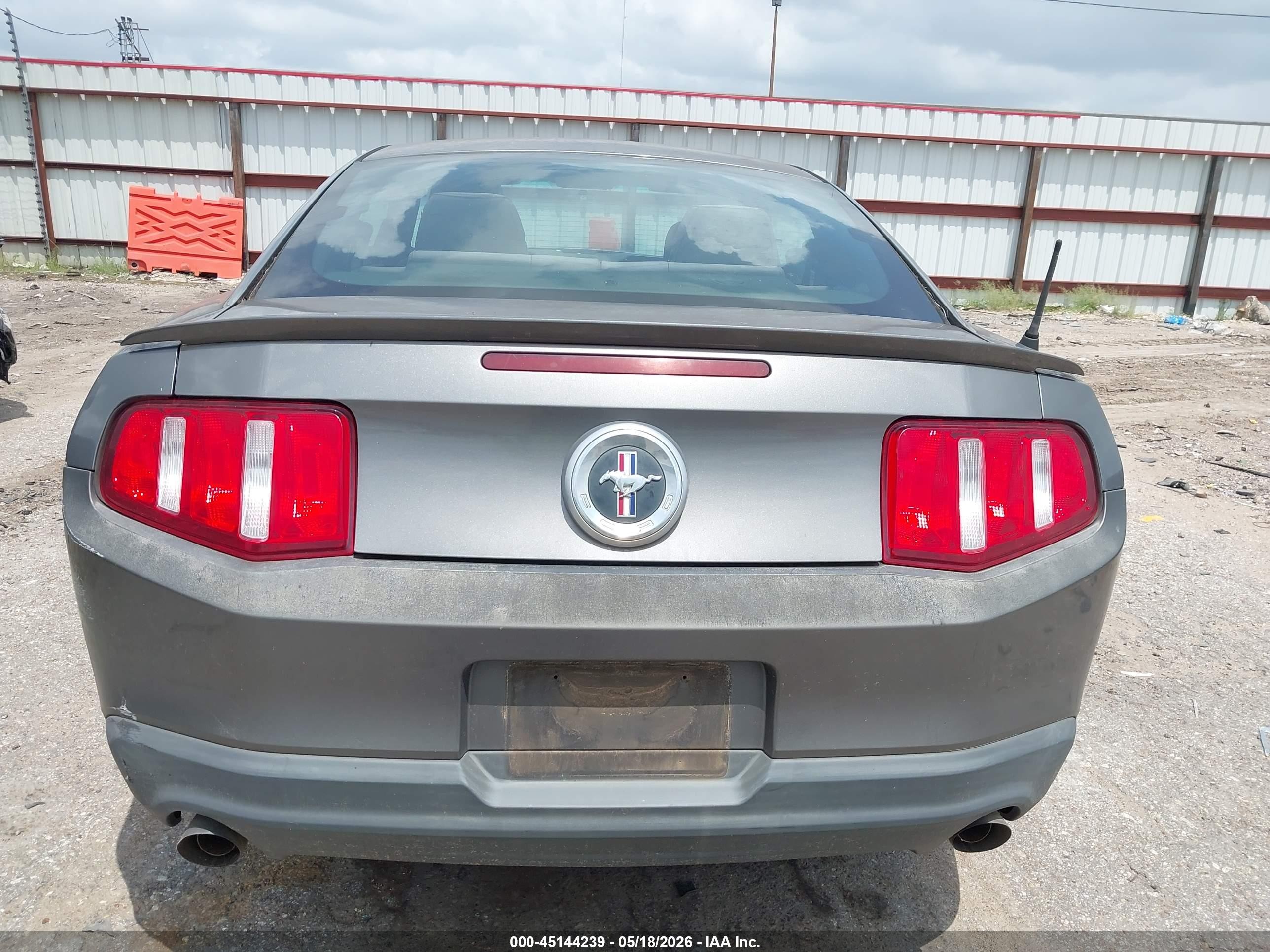2011 Ford Mustang V6 Gray vin: 1ZVBP8AM4B5157327