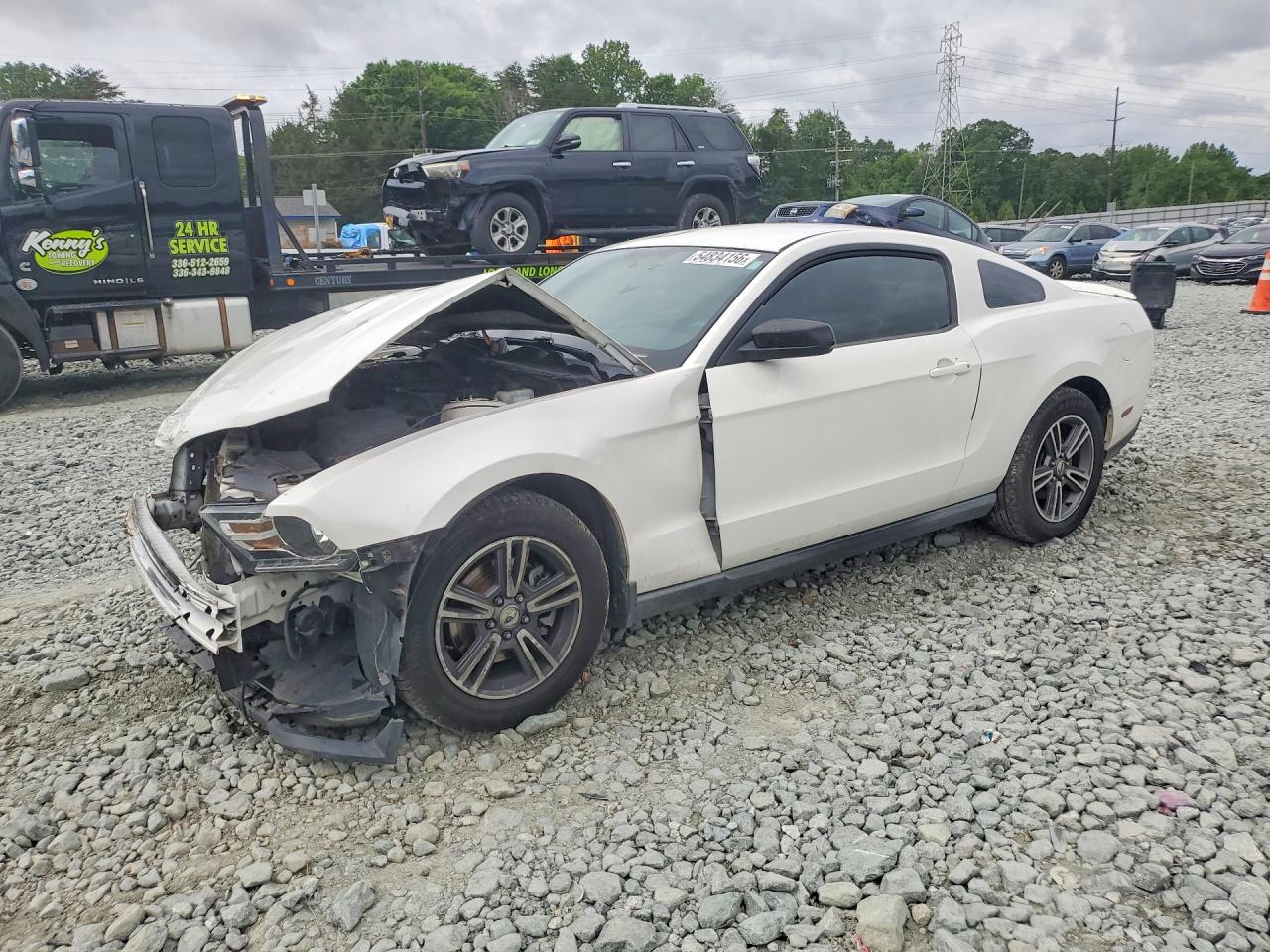 2012 Ford Mustang White vin: 1ZVBP8AM4C5207662