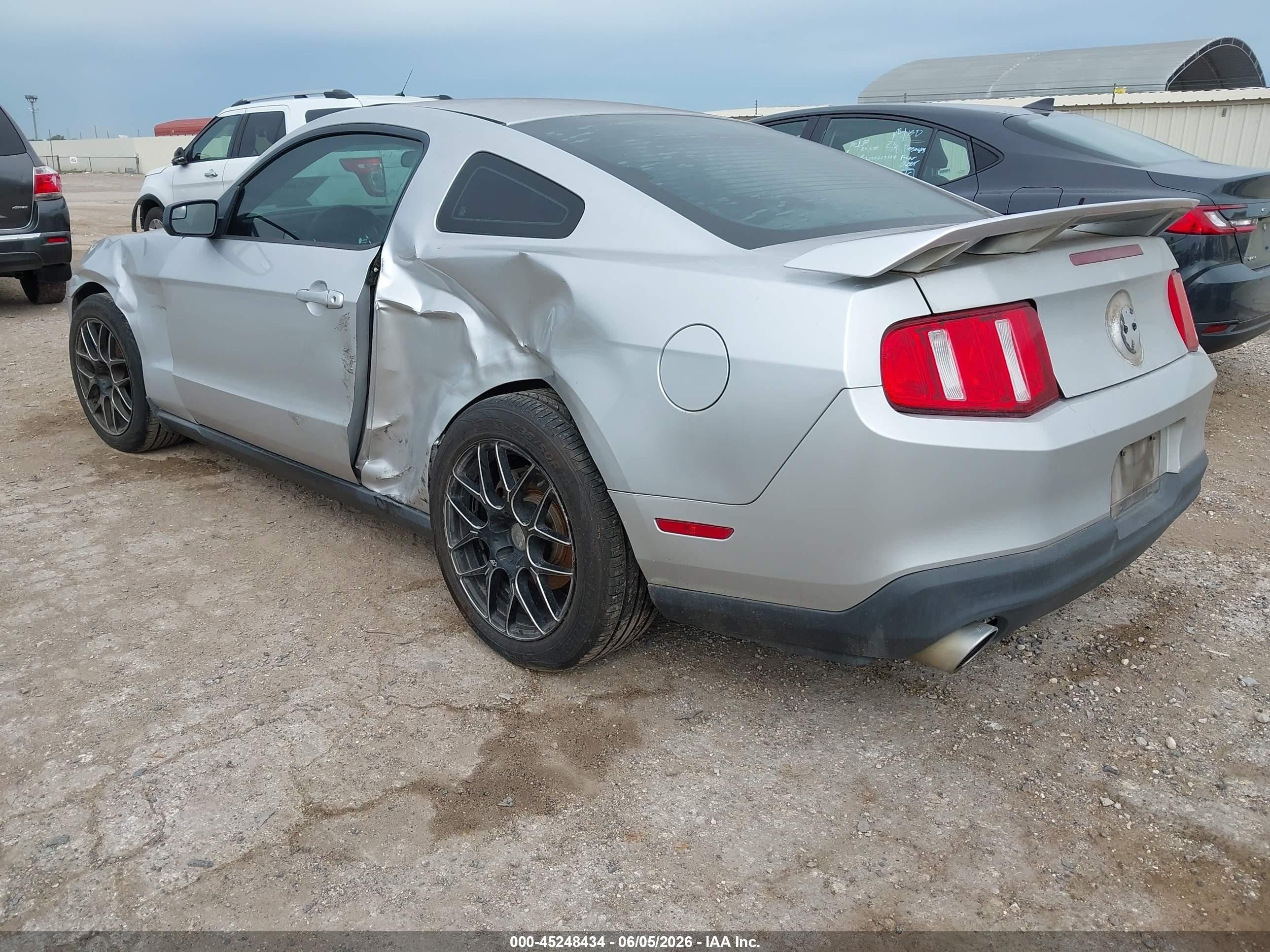 2012 Ford Mustang V6 Silver vin: 1ZVBP8AM4C5267828