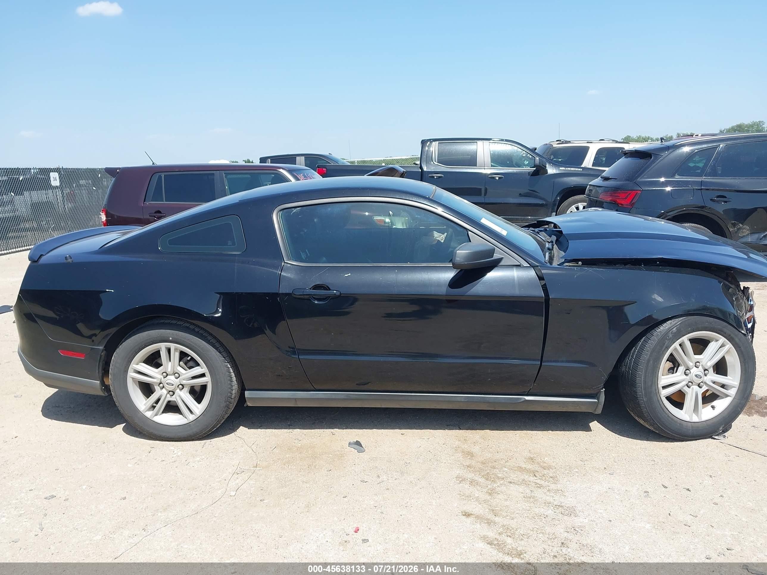 2012 Ford Mustang V6 Black vin: 1ZVBP8AM4C5276996