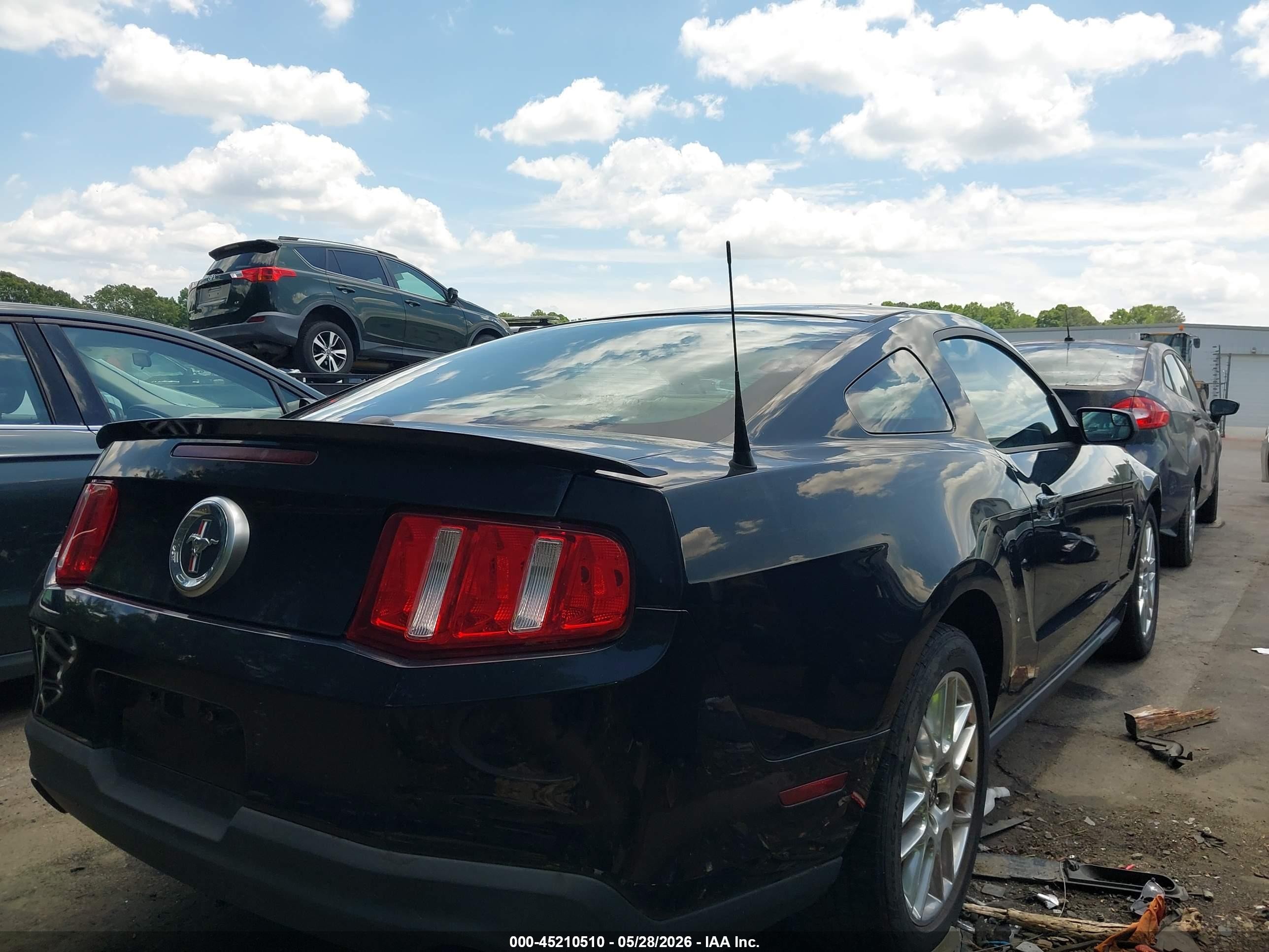 2012 Ford Mustang V6 Premium Black vin: 1ZVBP8AM4C5277002