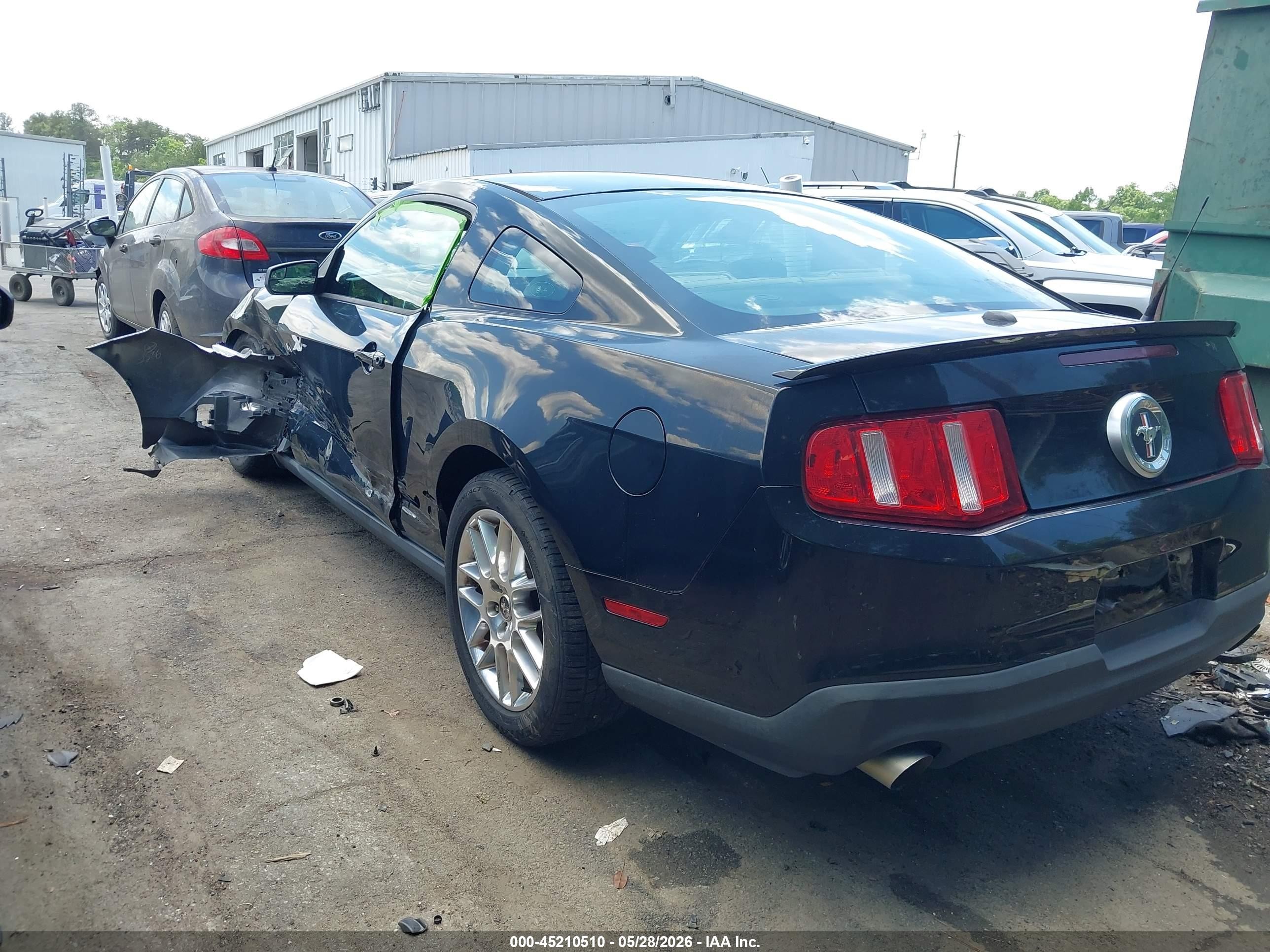 2012 Ford Mustang V6 Premium Black vin: 1ZVBP8AM4C5277002